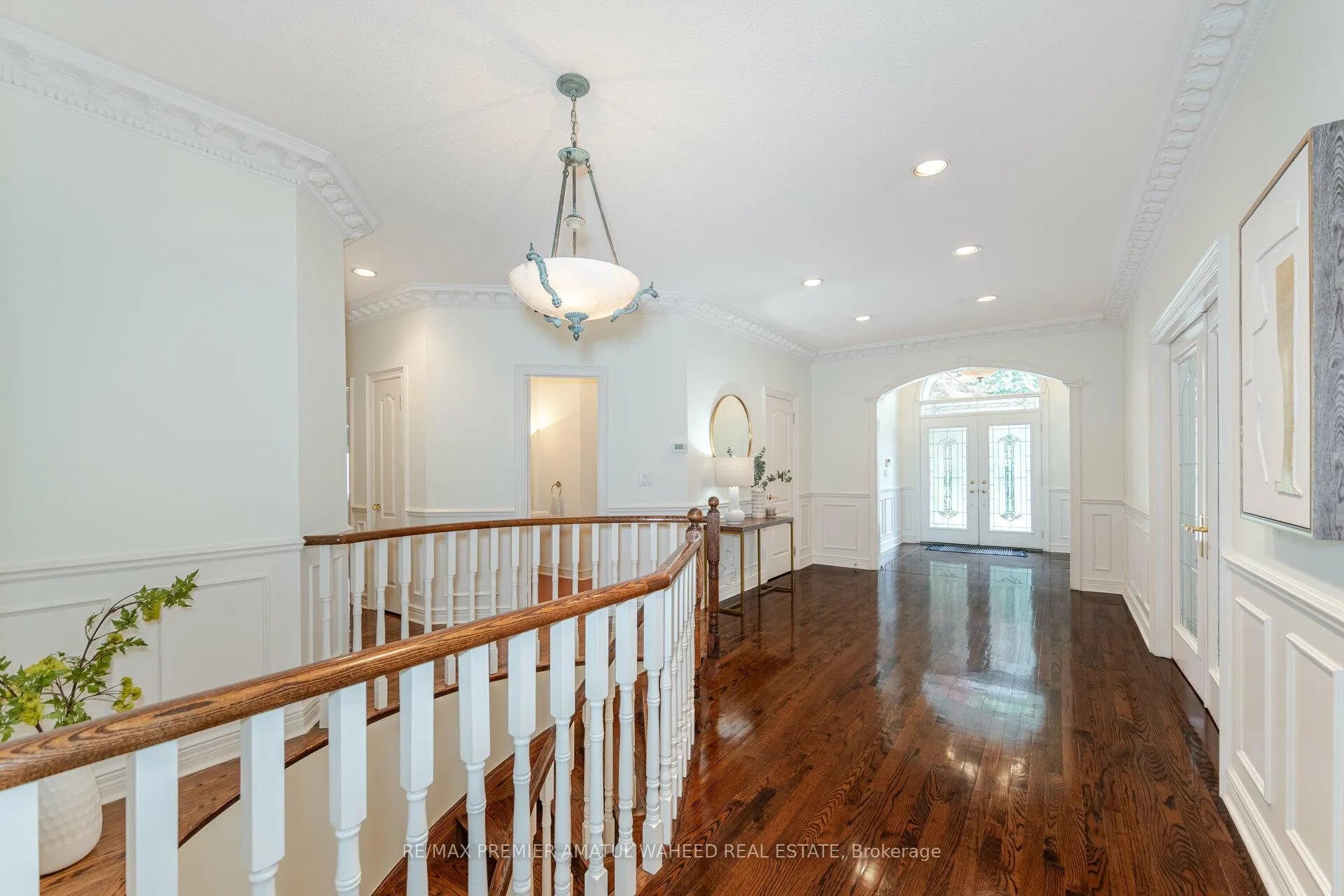 Photo 17 of 2 Polo Crescent, Vaughan, East Woodbridge — HOMEH