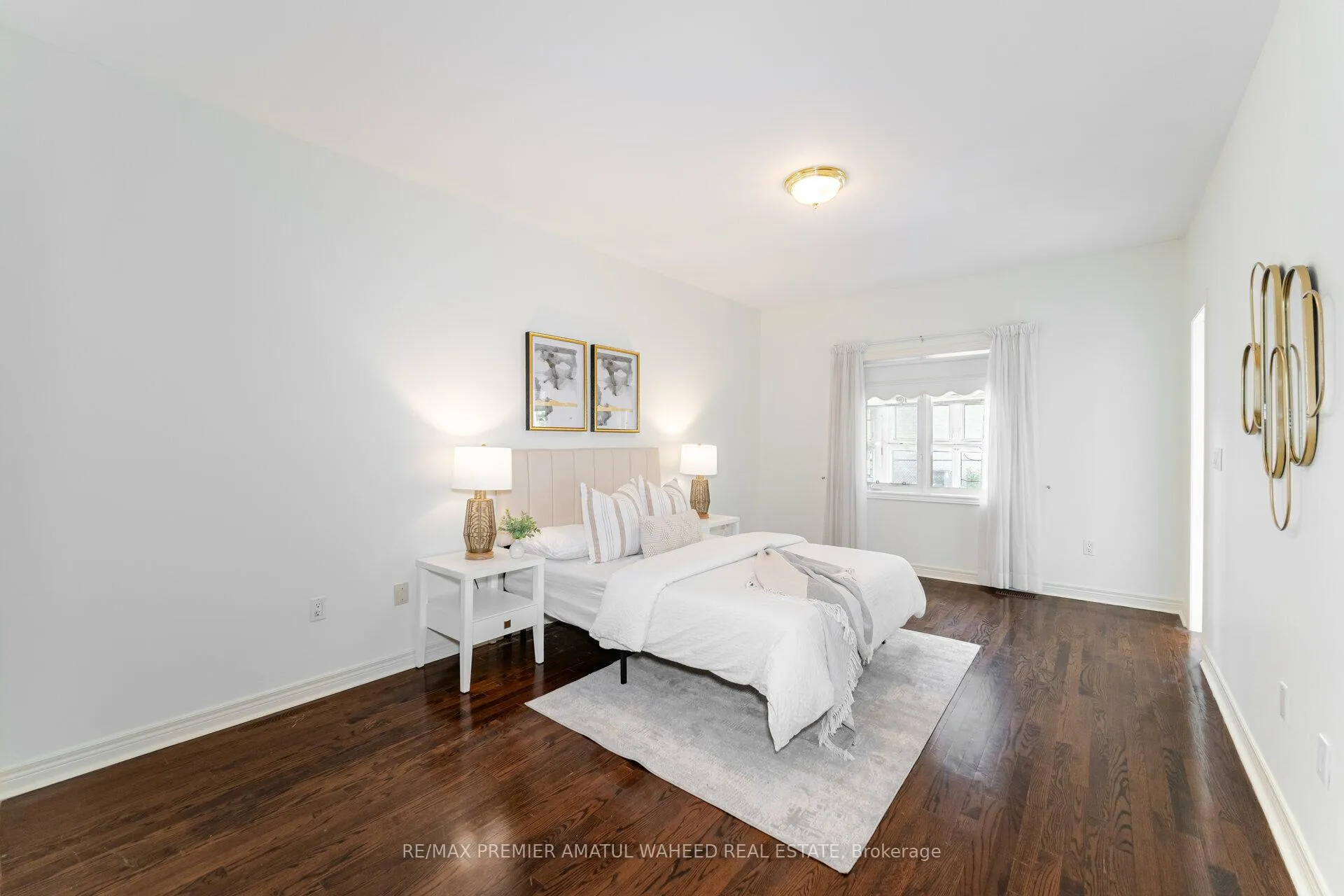 Photo 20 of 2 Polo Crescent, Vaughan, East Woodbridge — HOMEH