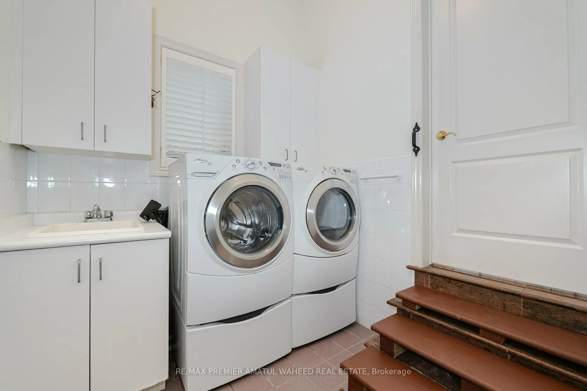 Photo 27 of 2 Polo Crescent, Vaughan, East Woodbridge — HOMEH