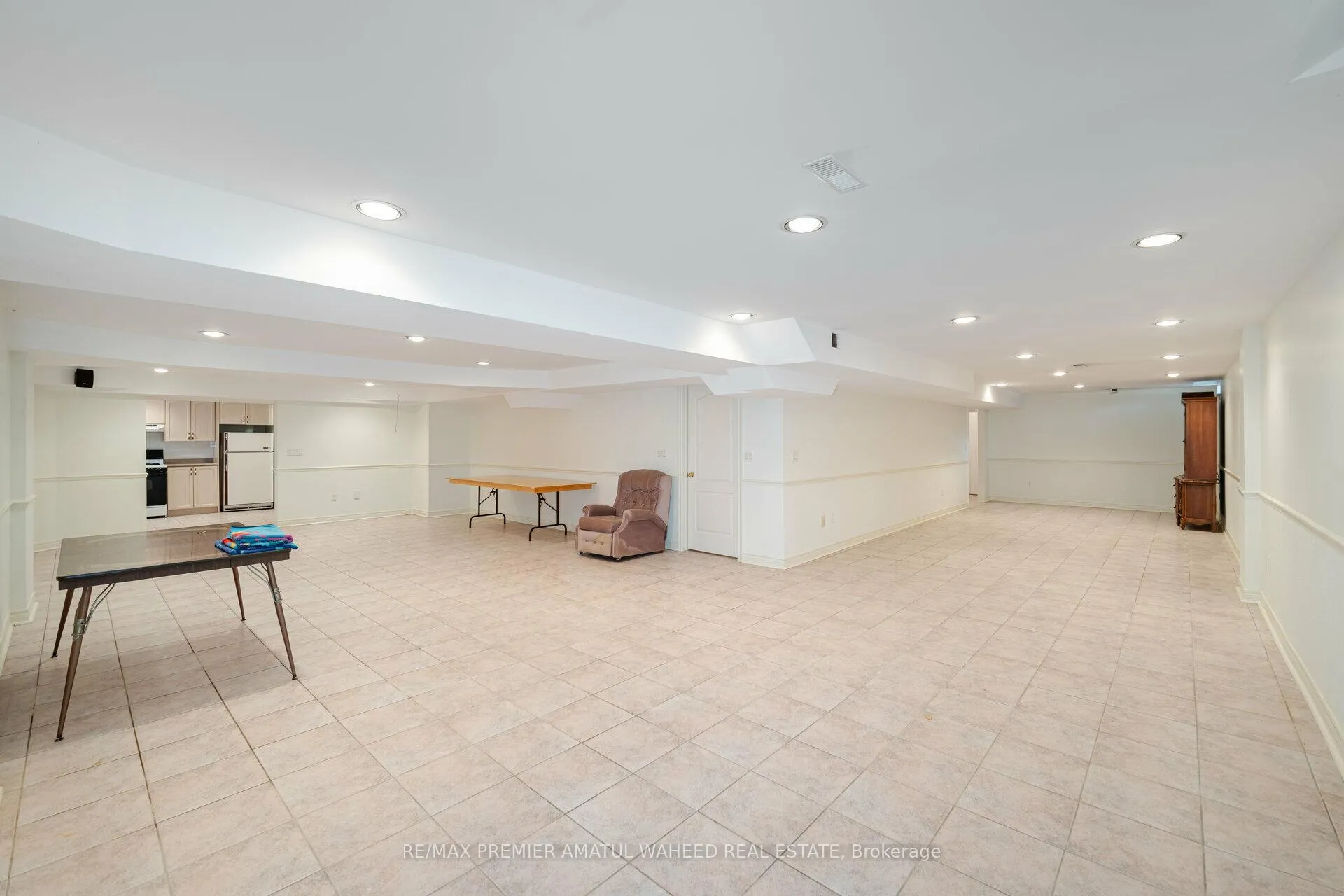 Photo 29 of 2 Polo Crescent, Vaughan, East Woodbridge — HOMEH