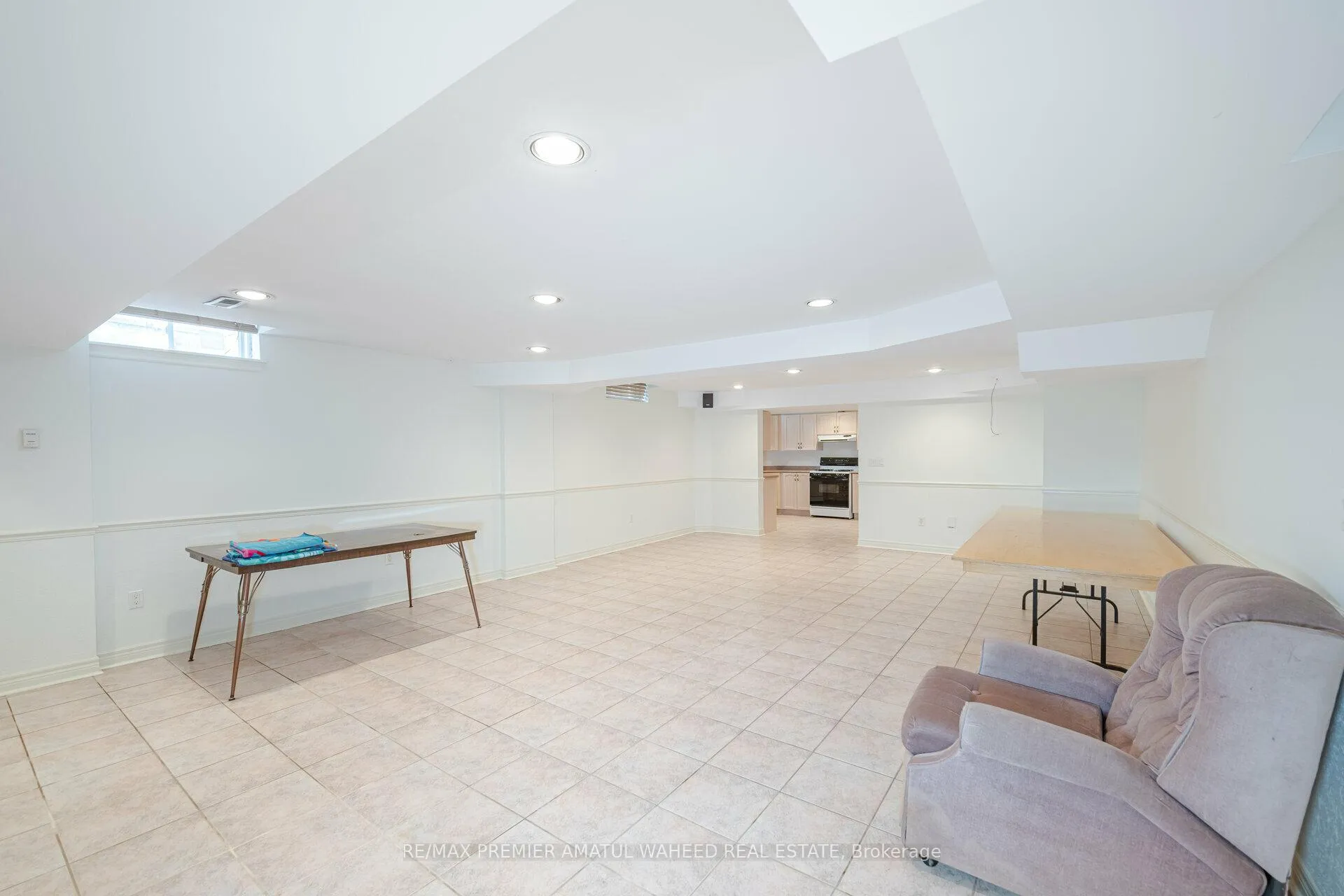 Photo 31 of 2 Polo Crescent, Vaughan, East Woodbridge — HOMEH