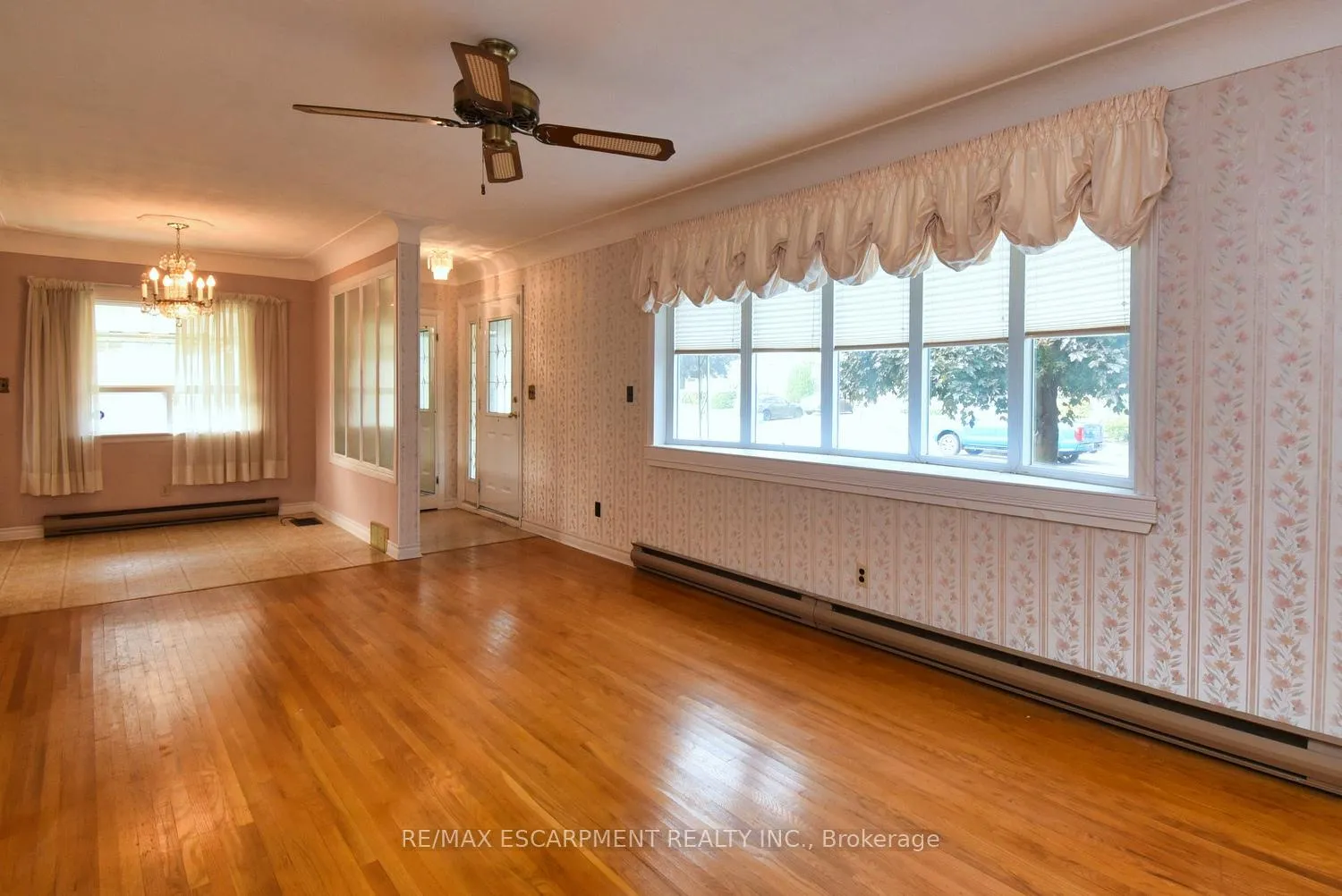 Photo 6 of 53 Martin Road, Hamilton, Rosedale — HOMEH