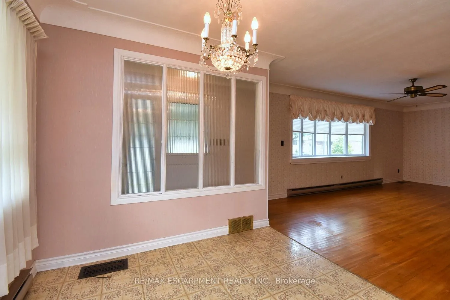 Photo 9 of 53 Martin Road, Hamilton, Rosedale — HOMEH
