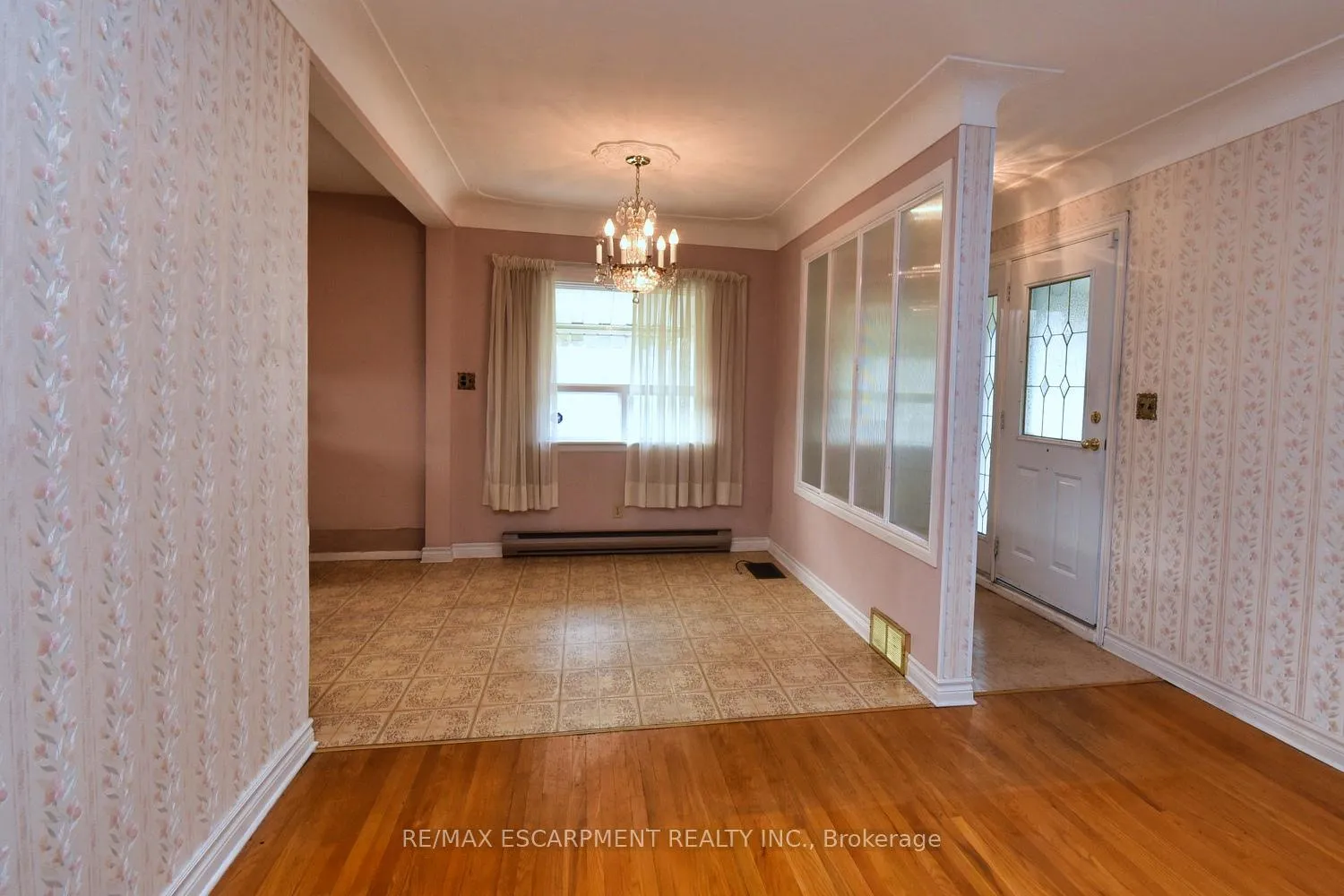 Photo 11 of 53 Martin Road, Hamilton, Rosedale — HOMEH