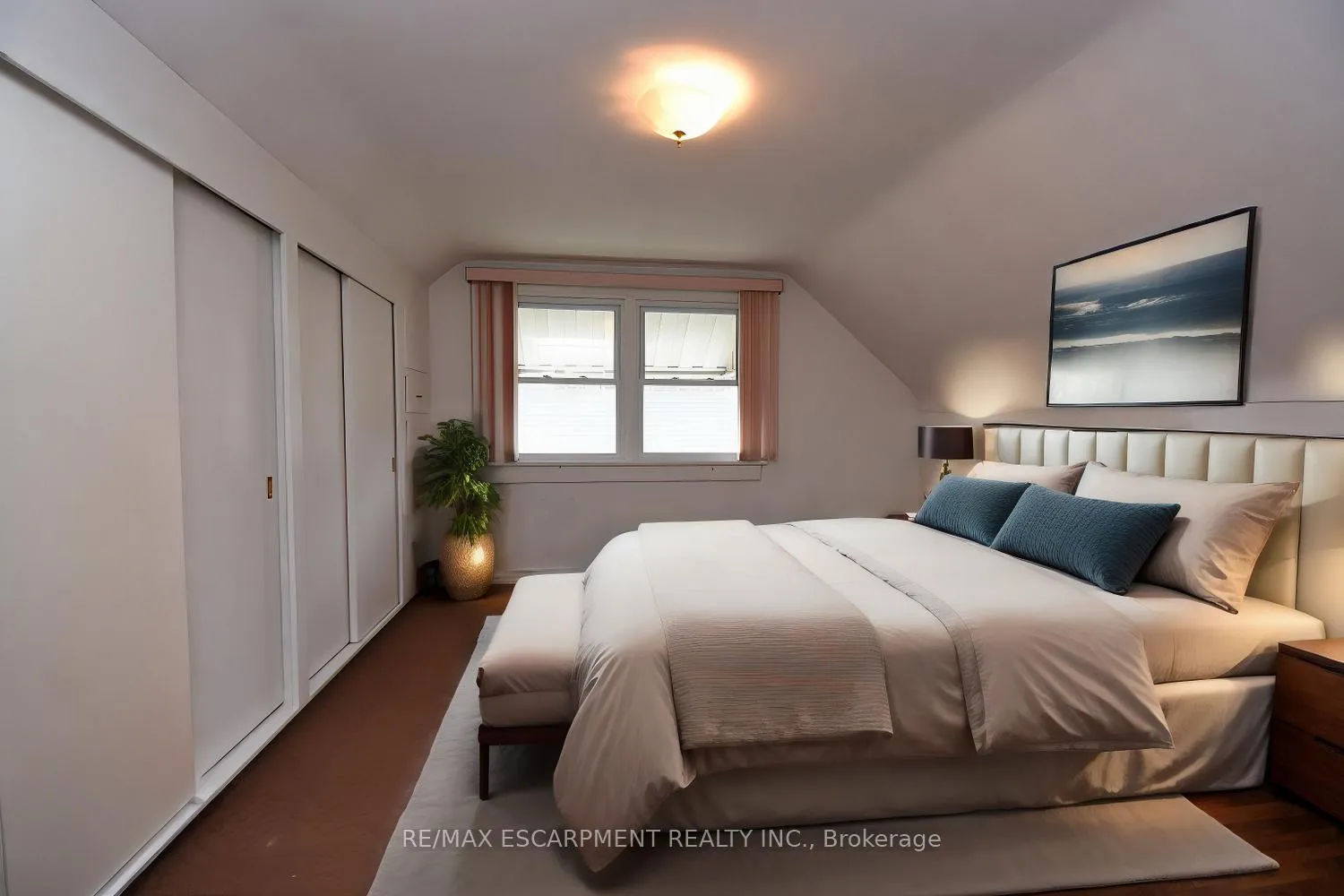 Photo 25 of 53 Martin Road, Hamilton, Rosedale — HOMEH