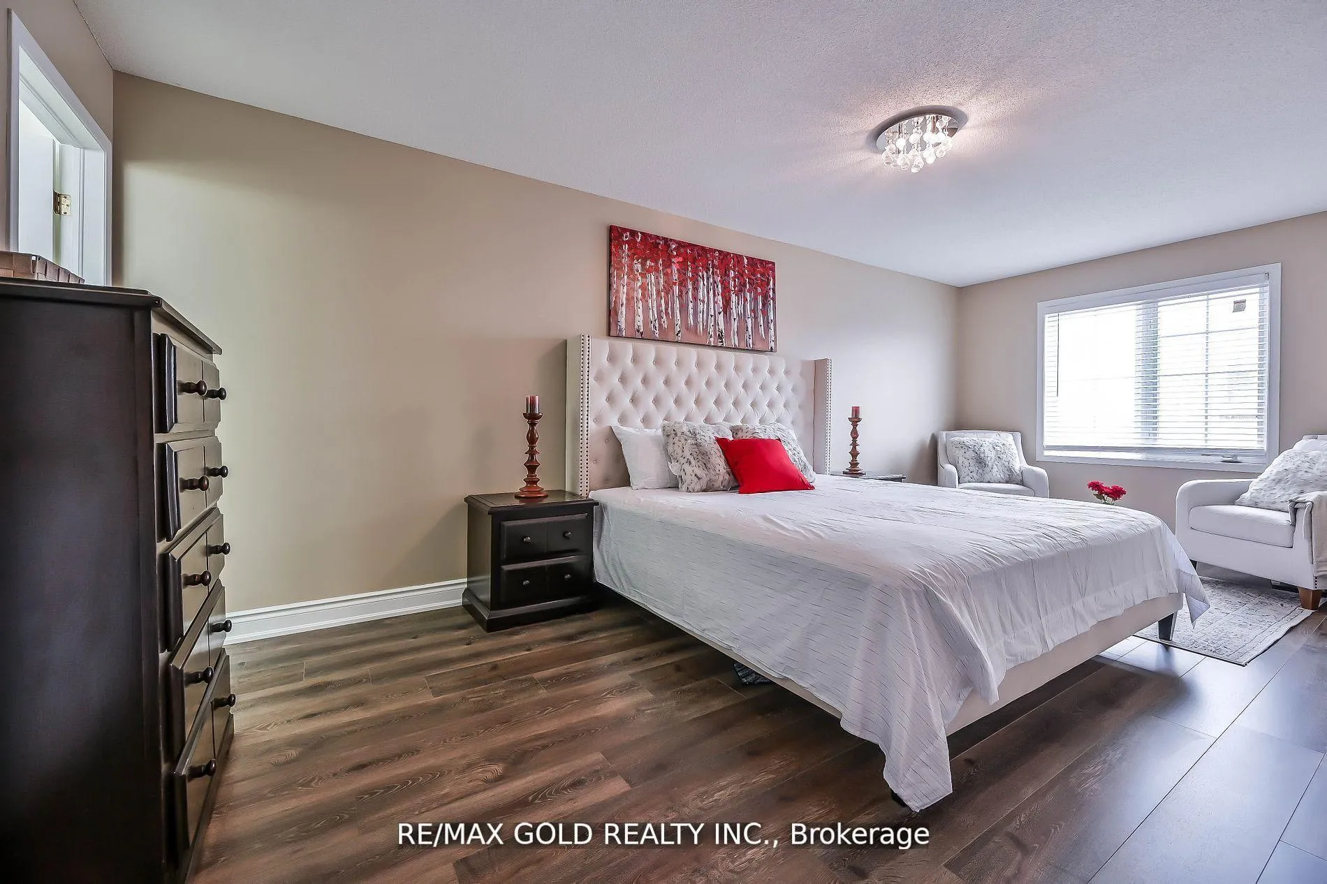 Photo 22 of 56 Meadow Wood Crescent, Hamilton, Stoney Creek Mountain — HOMEH