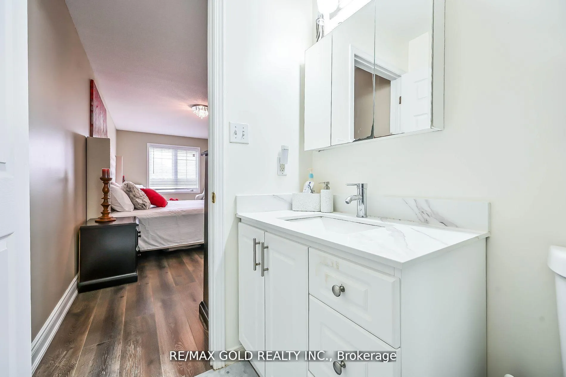 Photo 28 of 56 Meadow Wood Crescent, Hamilton, Stoney Creek Mountain — HOMEH