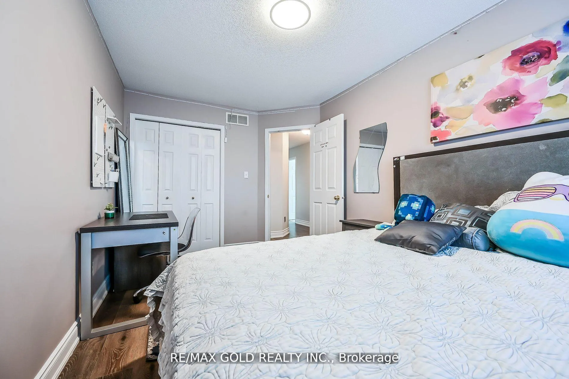 Photo 30 of 56 Meadow Wood Crescent, Hamilton, Stoney Creek Mountain — HOMEH