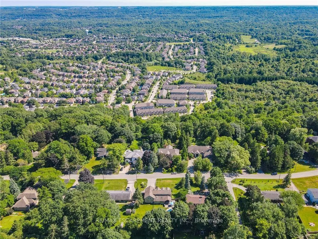 Photo 40 of 37 Maple Avenue, Hamilton, Greensville — HOMEH