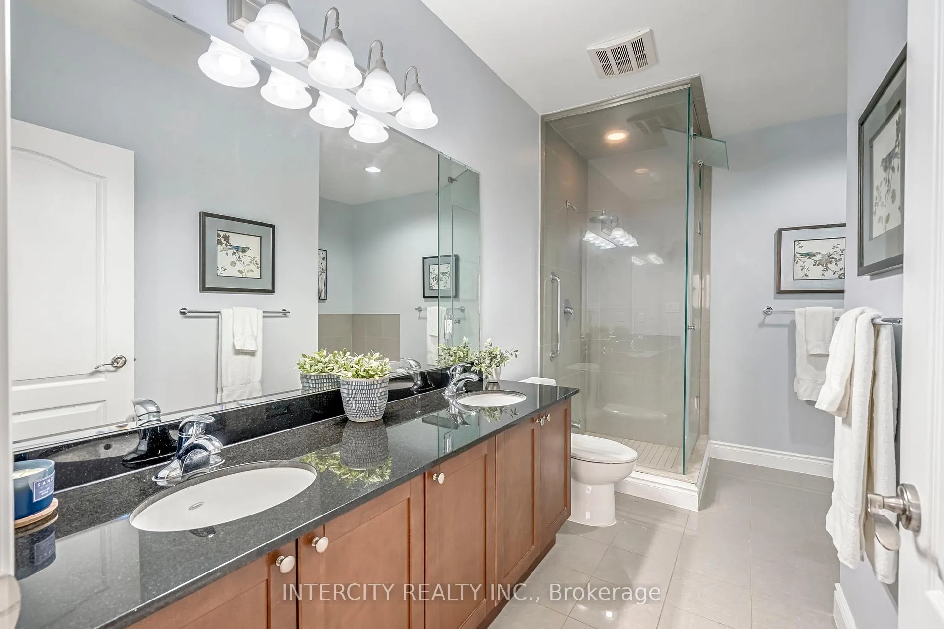 Photo 10 of Unit LPH03, 699 Aberdeen Boulevard, Midland — HOMEH