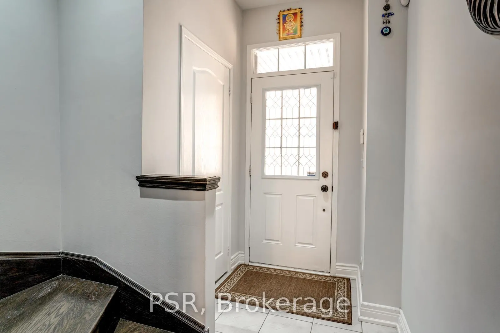 Photo 6 of 15 Quarrie Lane, Ajax, Northwest Ajax — HOMEH