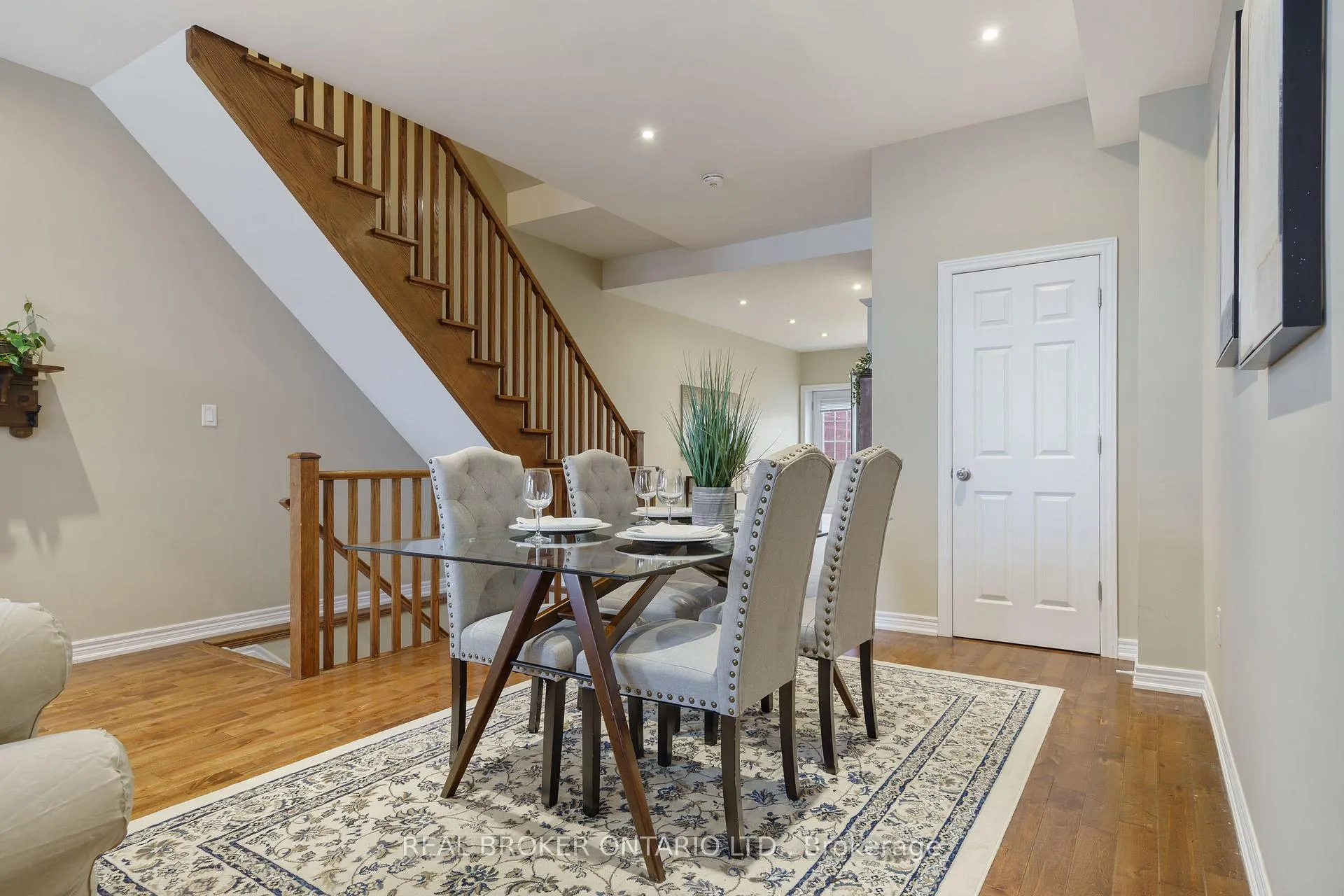 Photo 7 of 232 Wellington Street N, Hamilton, Beasley — HOMEH