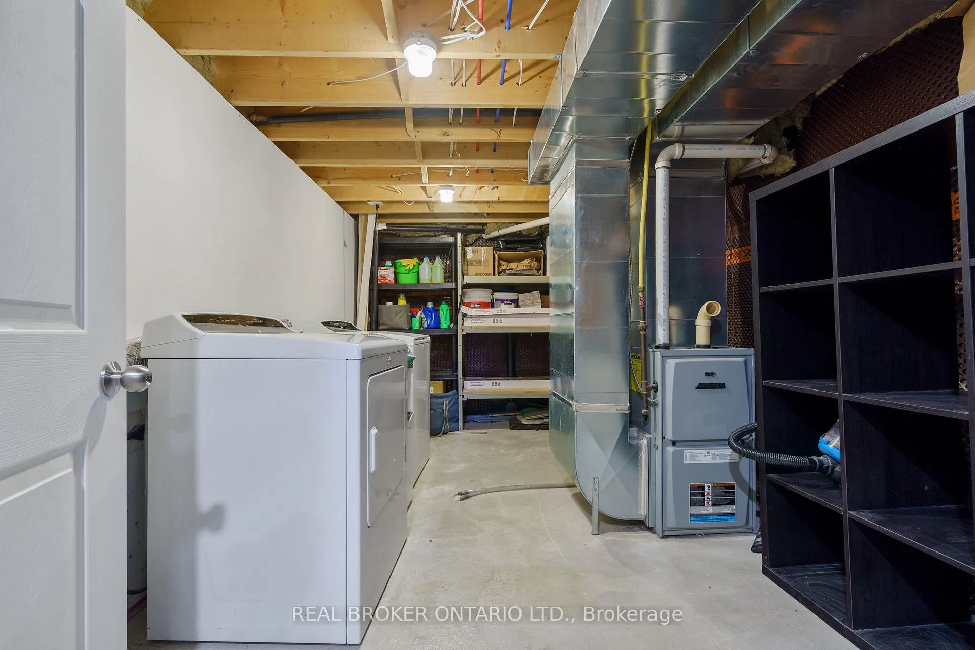 Photo 26 of 232 Wellington Street N, Hamilton, Beasley — HOMEH