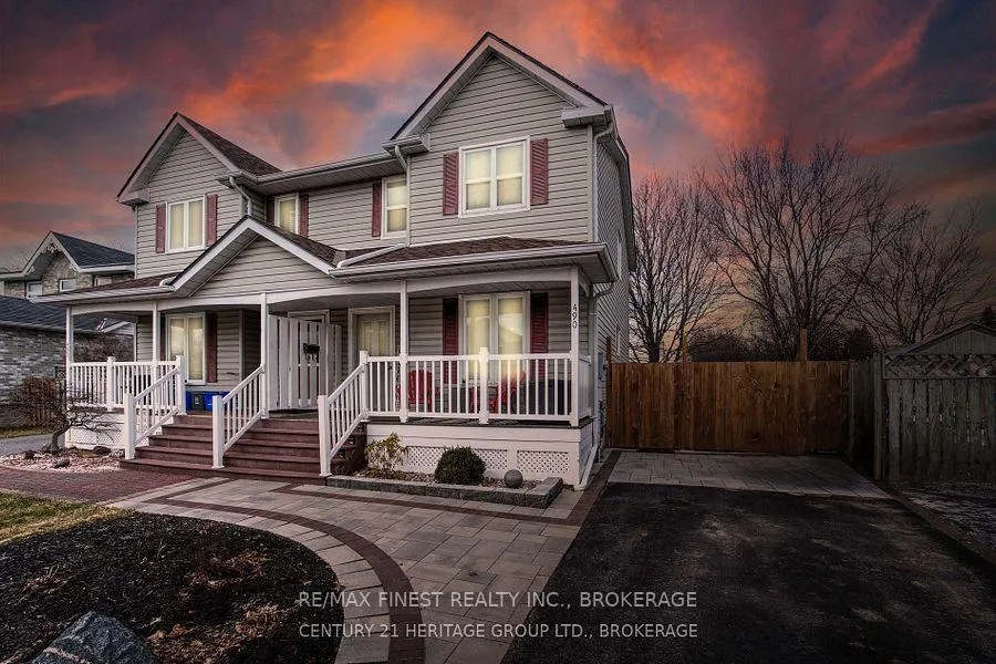 Front of 490 Grandtrunk Avenue
