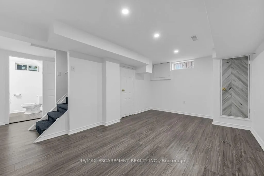 Photo 16 of 34 Sumach Street, Hamilton, McQuesten — HOMEH