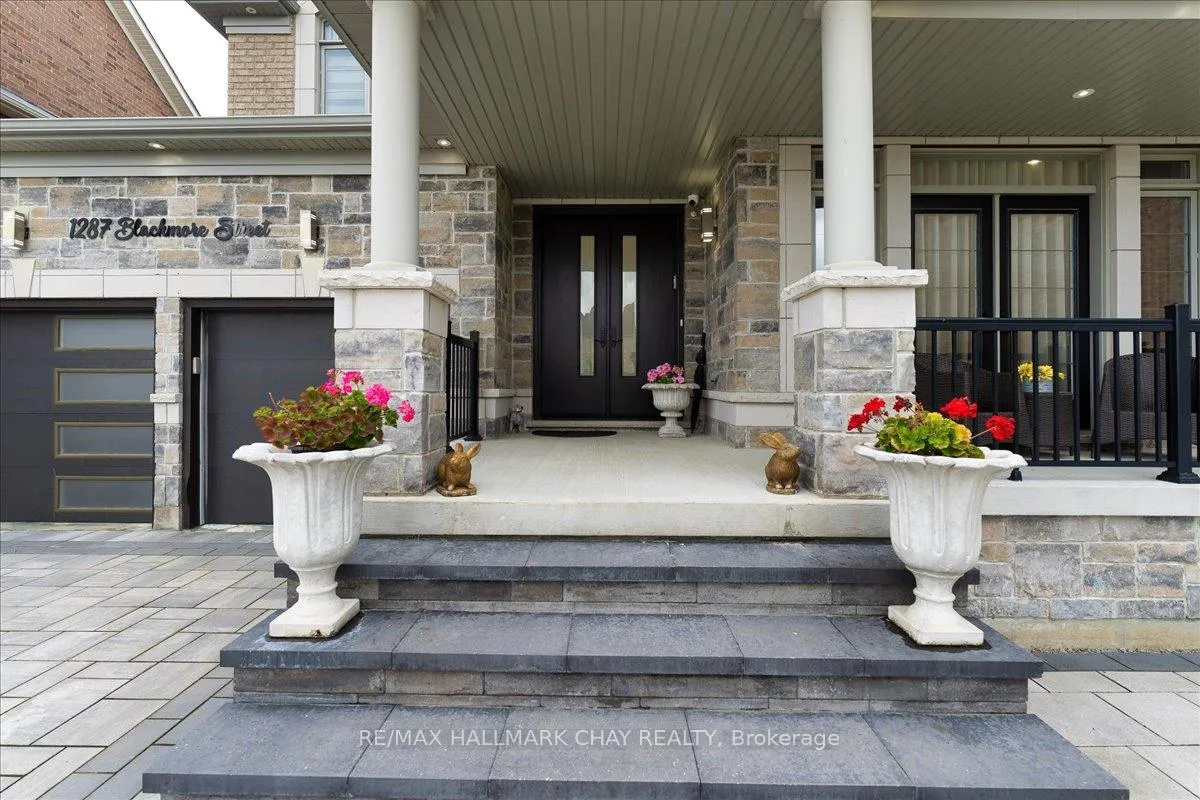 Photo 4 of 1287 Blackmore Street, Innisfil, Alcona — HOMEH