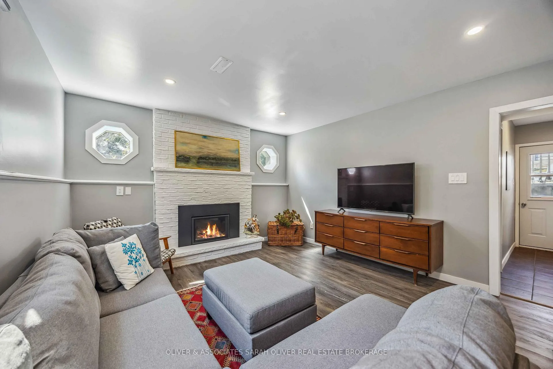 Photo 28 of 1961 Winslow Crescent, Sarnia — HOMEH