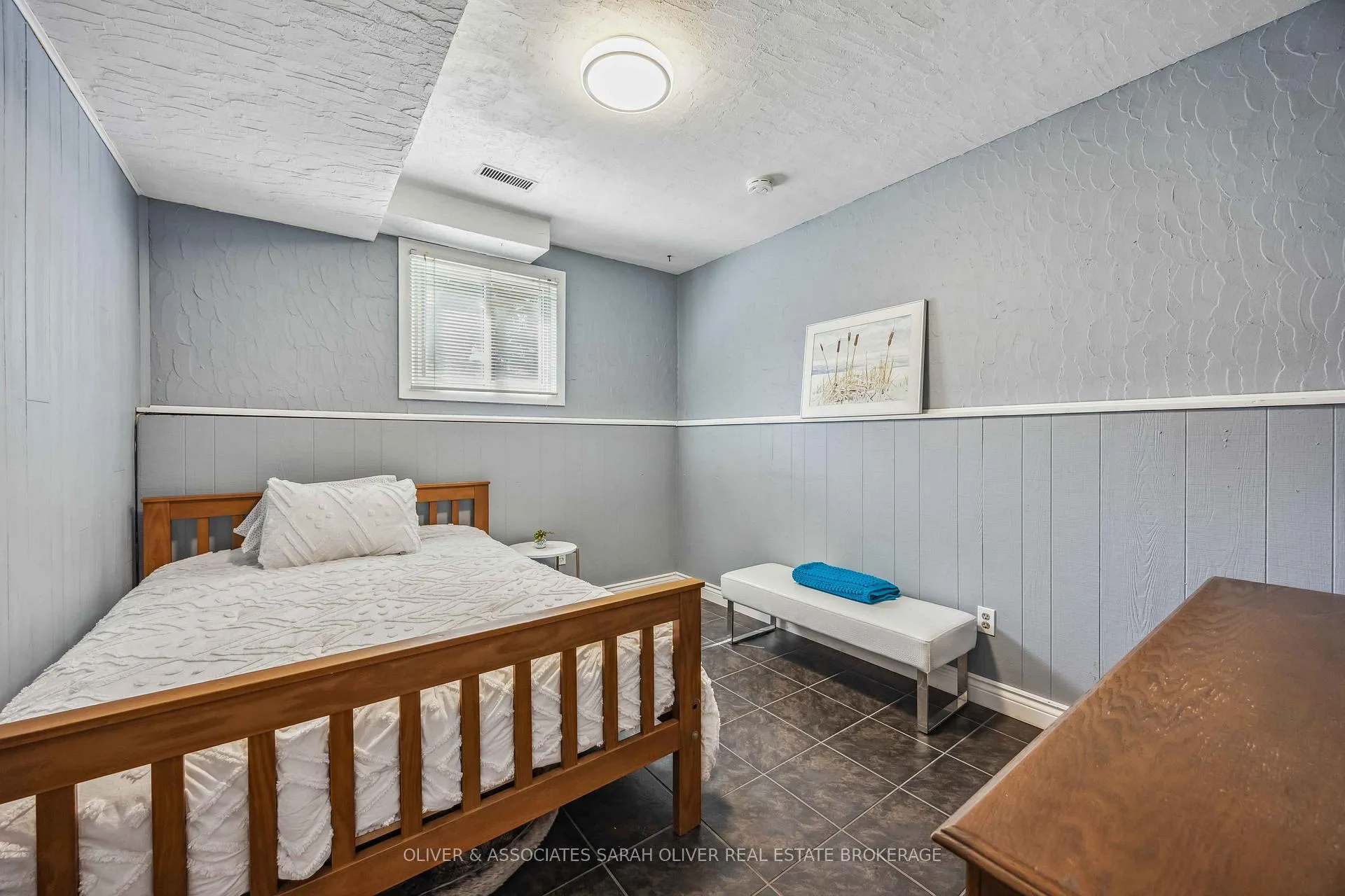 Photo 32 of 1961 Winslow Crescent, Sarnia — HOMEH