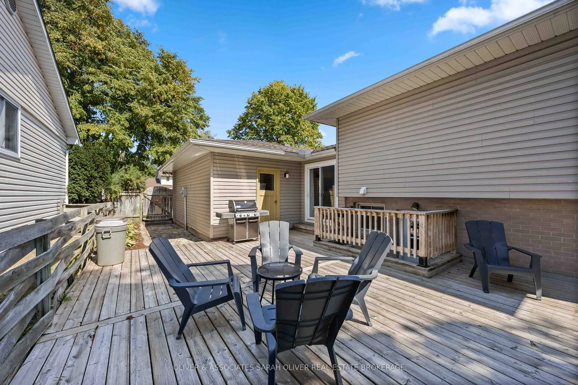 Photo 36 of 1961 Winslow Crescent, Sarnia — HOMEH