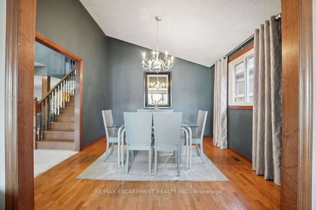 Photo 7 of 15 Presidio Drive, Hamilton, Randall — HOMEH