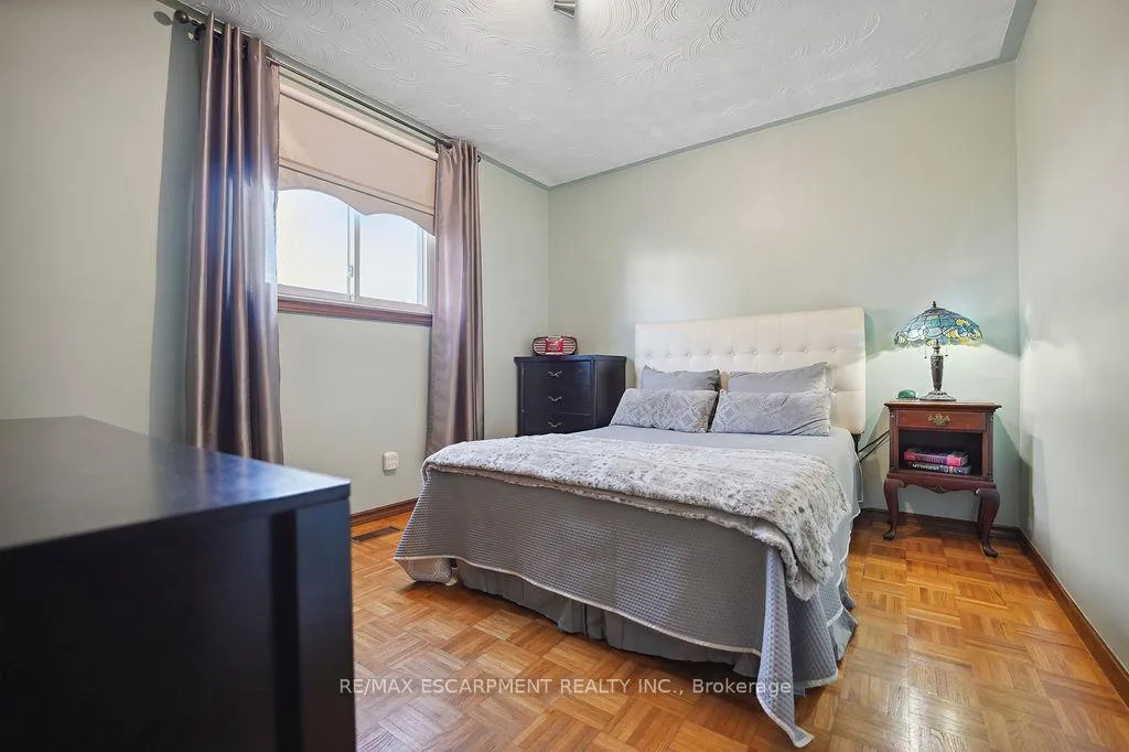 Photo 21 of 15 Presidio Drive, Hamilton, Randall — HOMEH
