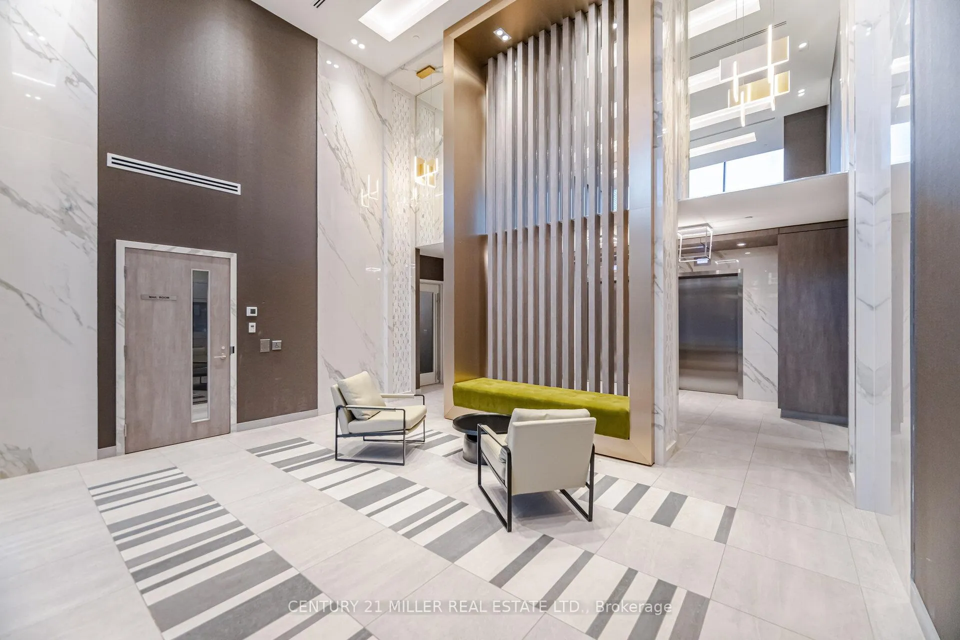 Front of Unit 606, 415 Main Street W