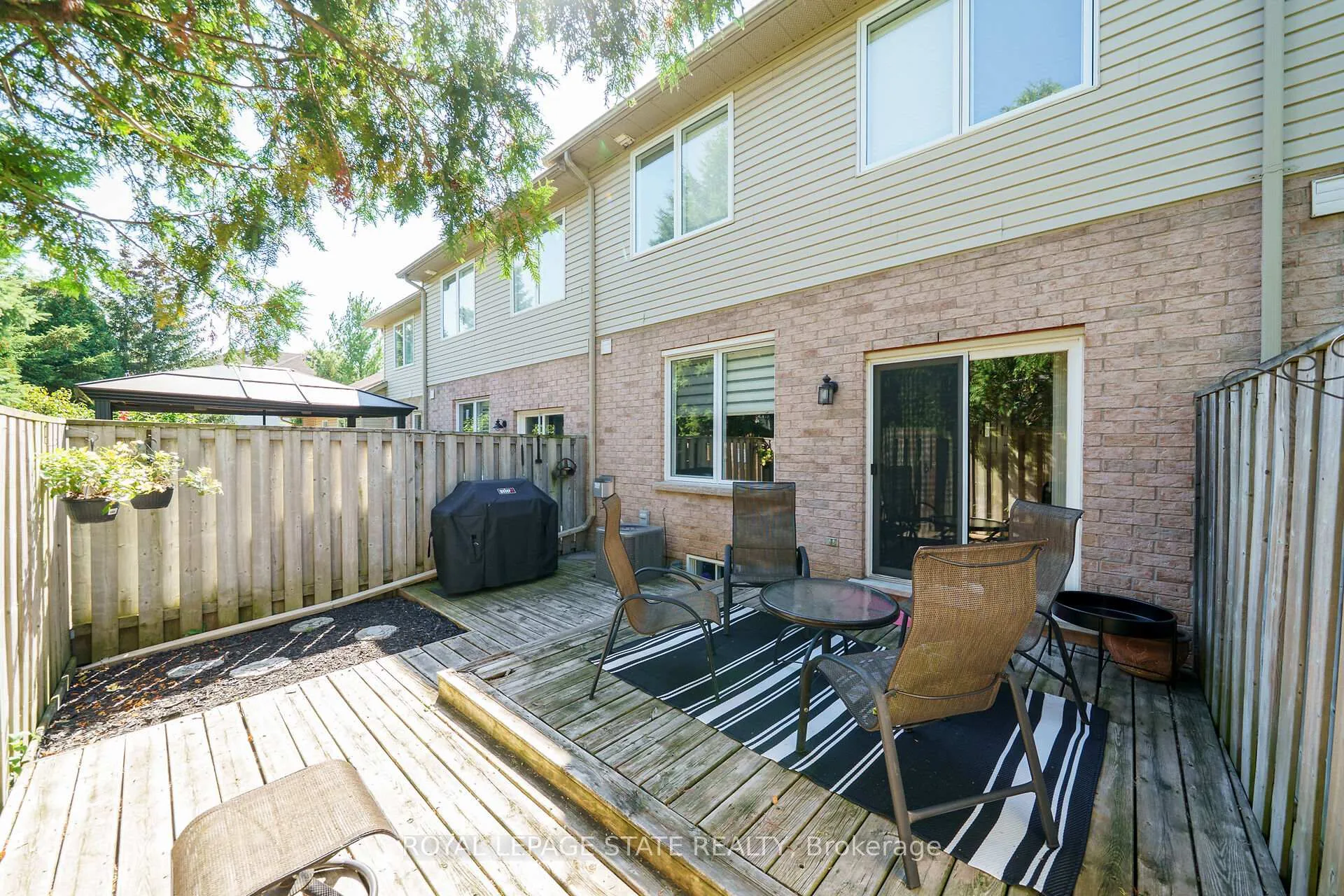 Photo 6 of Unit 36, 81 Valridge Drive, Hamilton, Ancaster — HOMEH