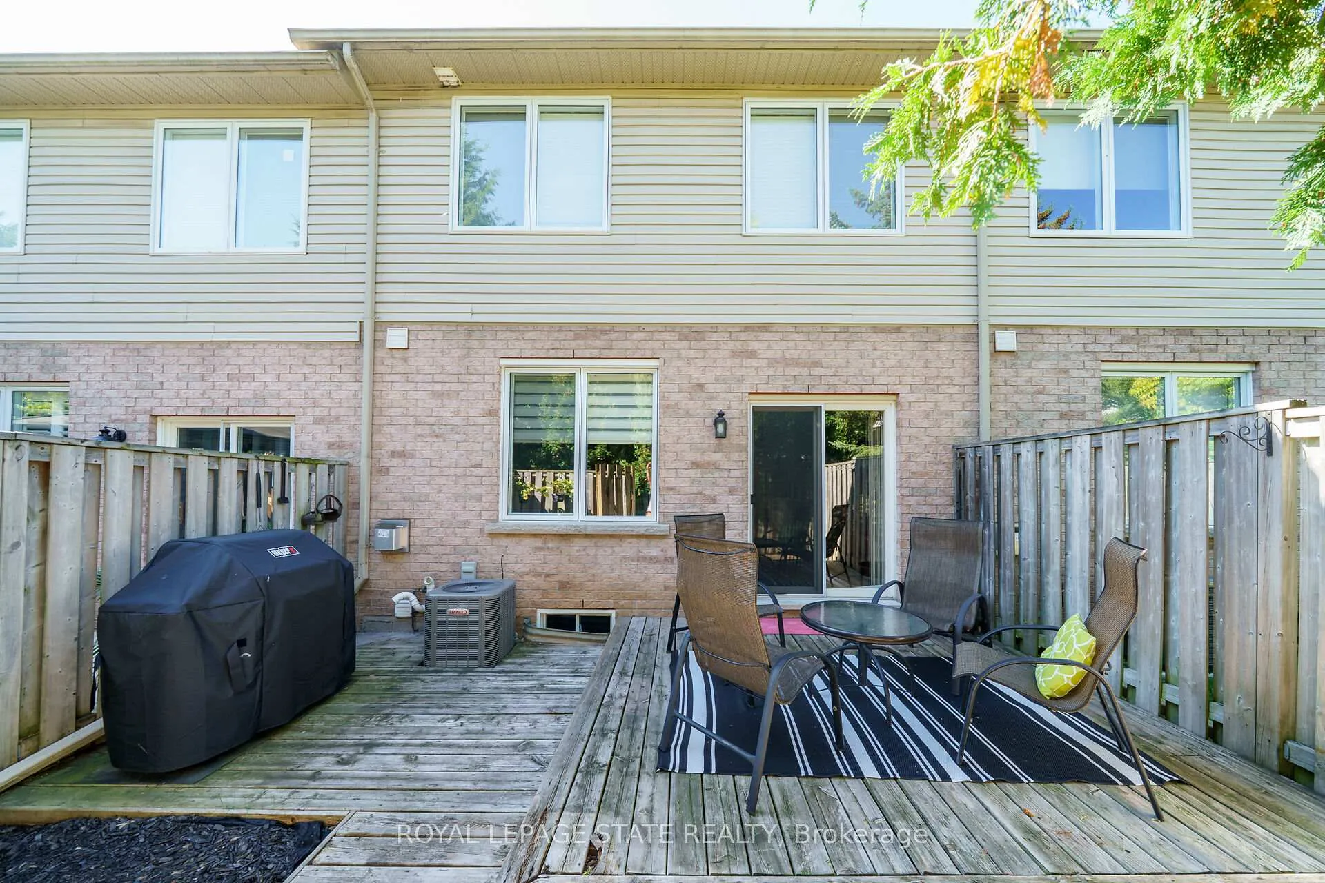 Photo 7 of Unit 36, 81 Valridge Drive, Hamilton, Ancaster — HOMEH