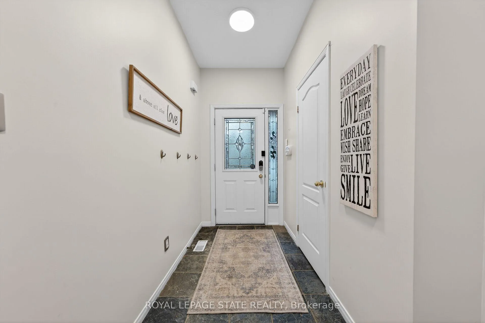 Photo 8 of Unit 36, 81 Valridge Drive, Hamilton, Ancaster — HOMEH