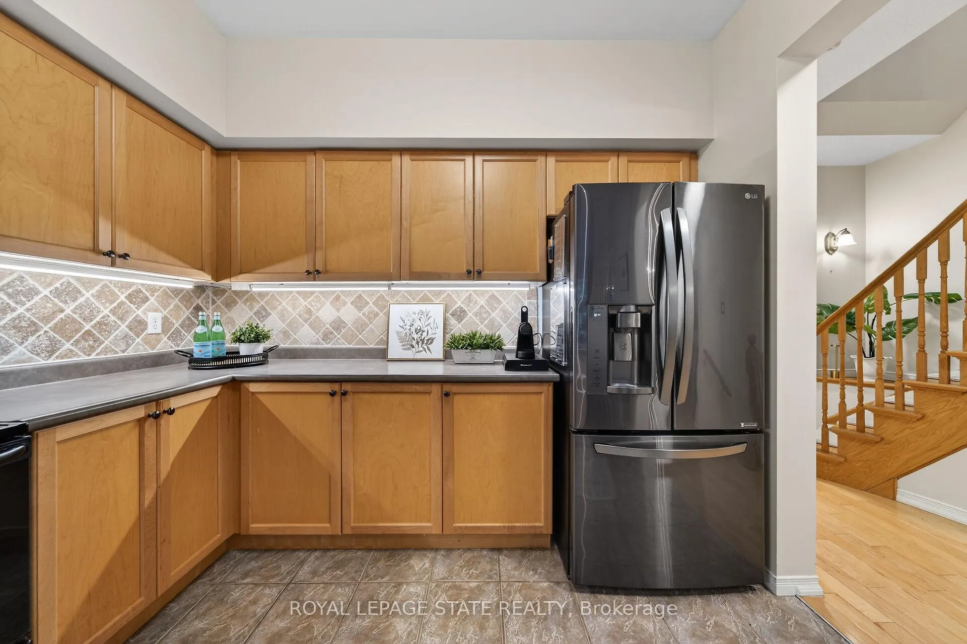 Photo 16 of Unit 36, 81 Valridge Drive, Hamilton, Ancaster — HOMEH