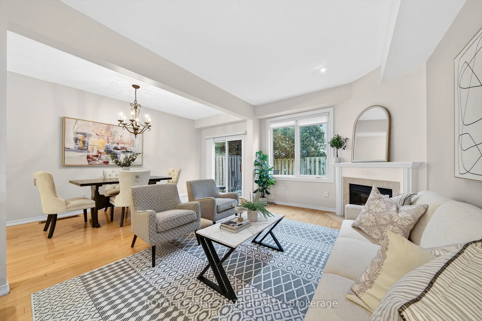 Photo 20 of Unit 36, 81 Valridge Drive, Hamilton, Ancaster — HOMEH