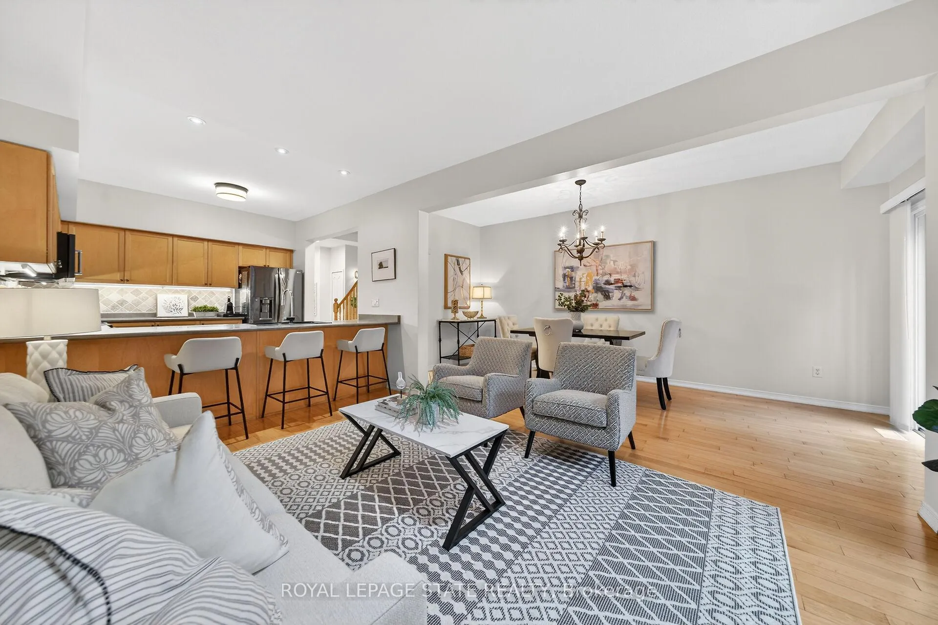 Photo 21 of Unit 36, 81 Valridge Drive, Hamilton, Ancaster — HOMEH