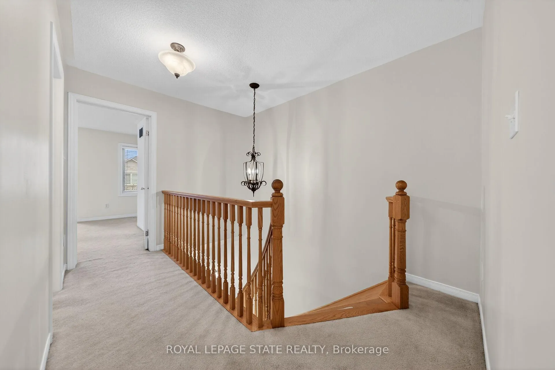 Photo 28 of Unit 36, 81 Valridge Drive, Hamilton, Ancaster — HOMEH