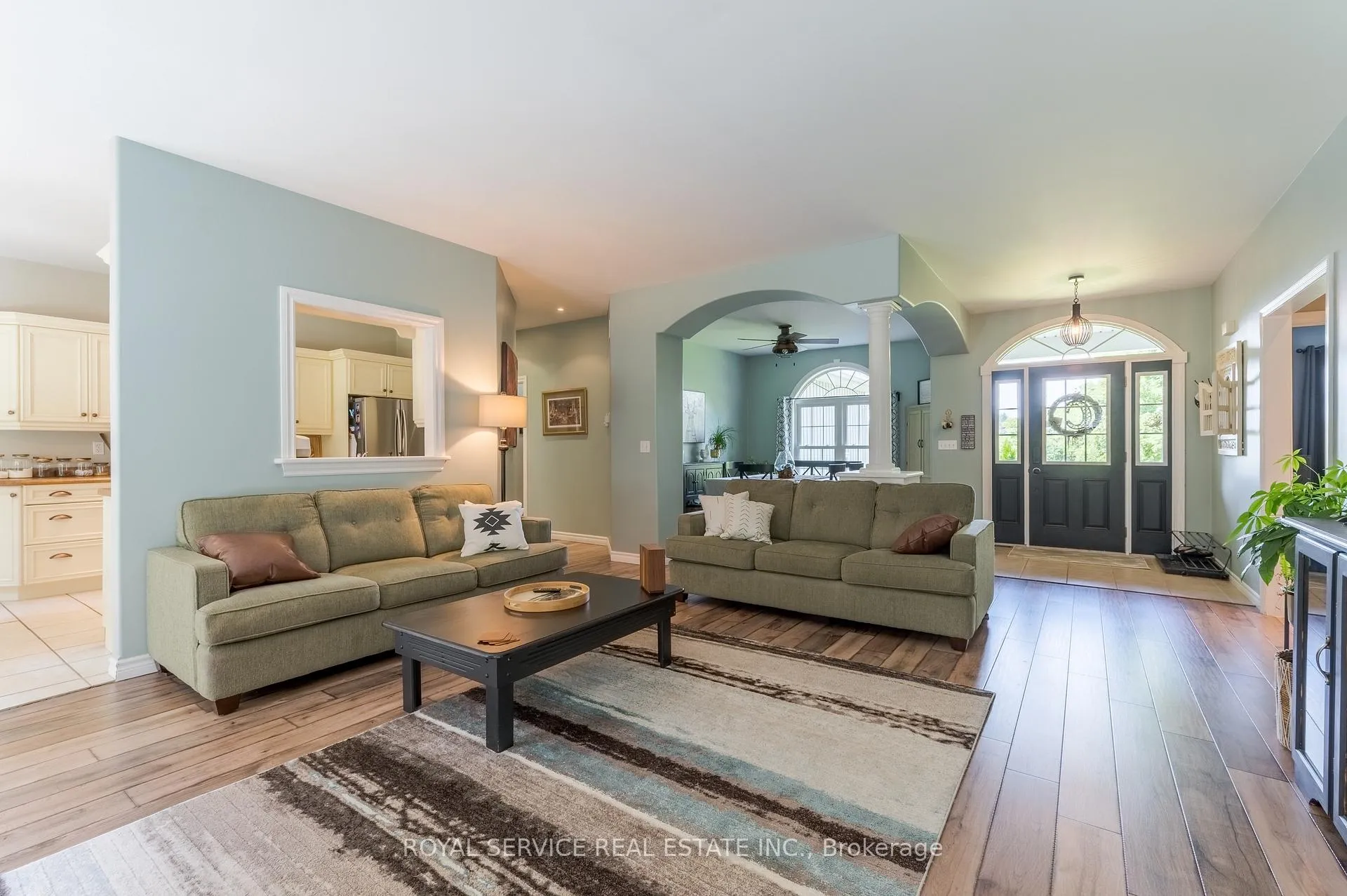 Photo 8 of 4549 Rice Lake Drive S, Hamilton Township, Rural Hamilton — HOMEH
