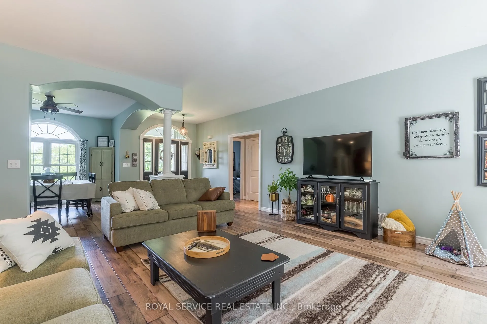 Photo 9 of 4549 Rice Lake Drive S, Hamilton Township, Rural Hamilton — HOMEH