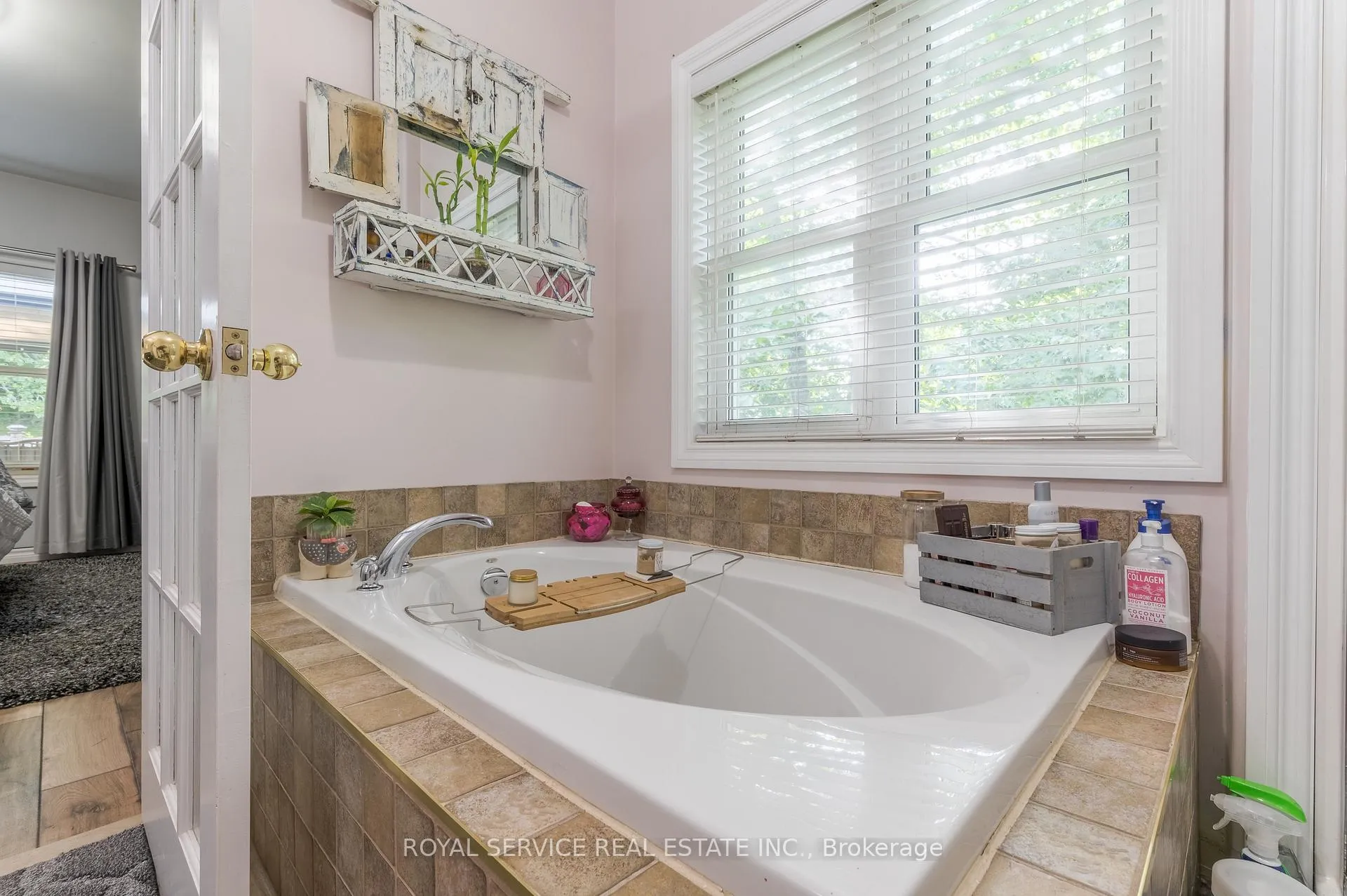 Photo 19 of 4549 Rice Lake Drive S, Hamilton Township, Rural Hamilton — HOMEH