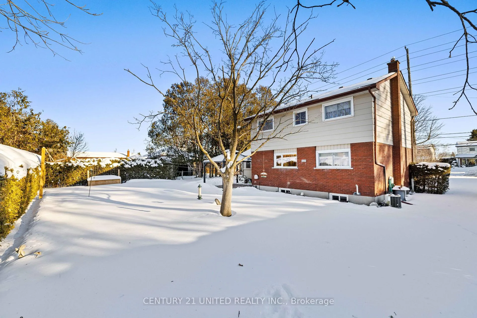 Photo 33 of 852 Parkhill Road W, Peterborough, Monaghan Ward 2 — HOMEH