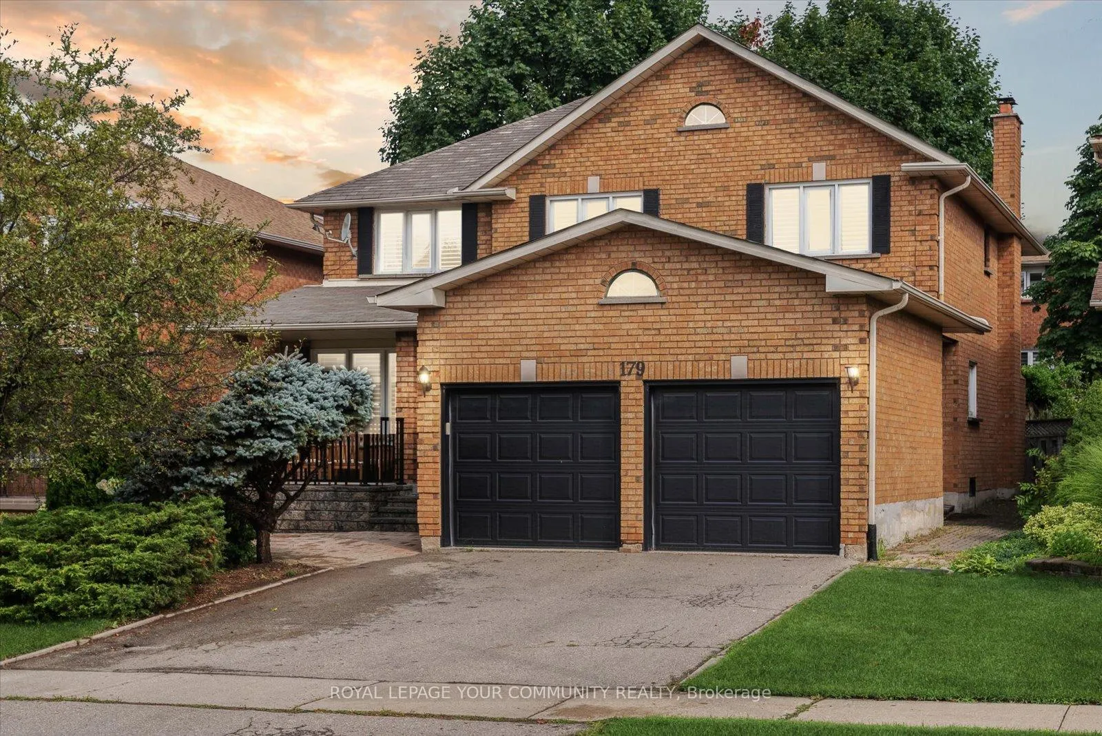 Photo 1 of 179 Valleyway Crescent, Vaughan, Maple — HOMEH