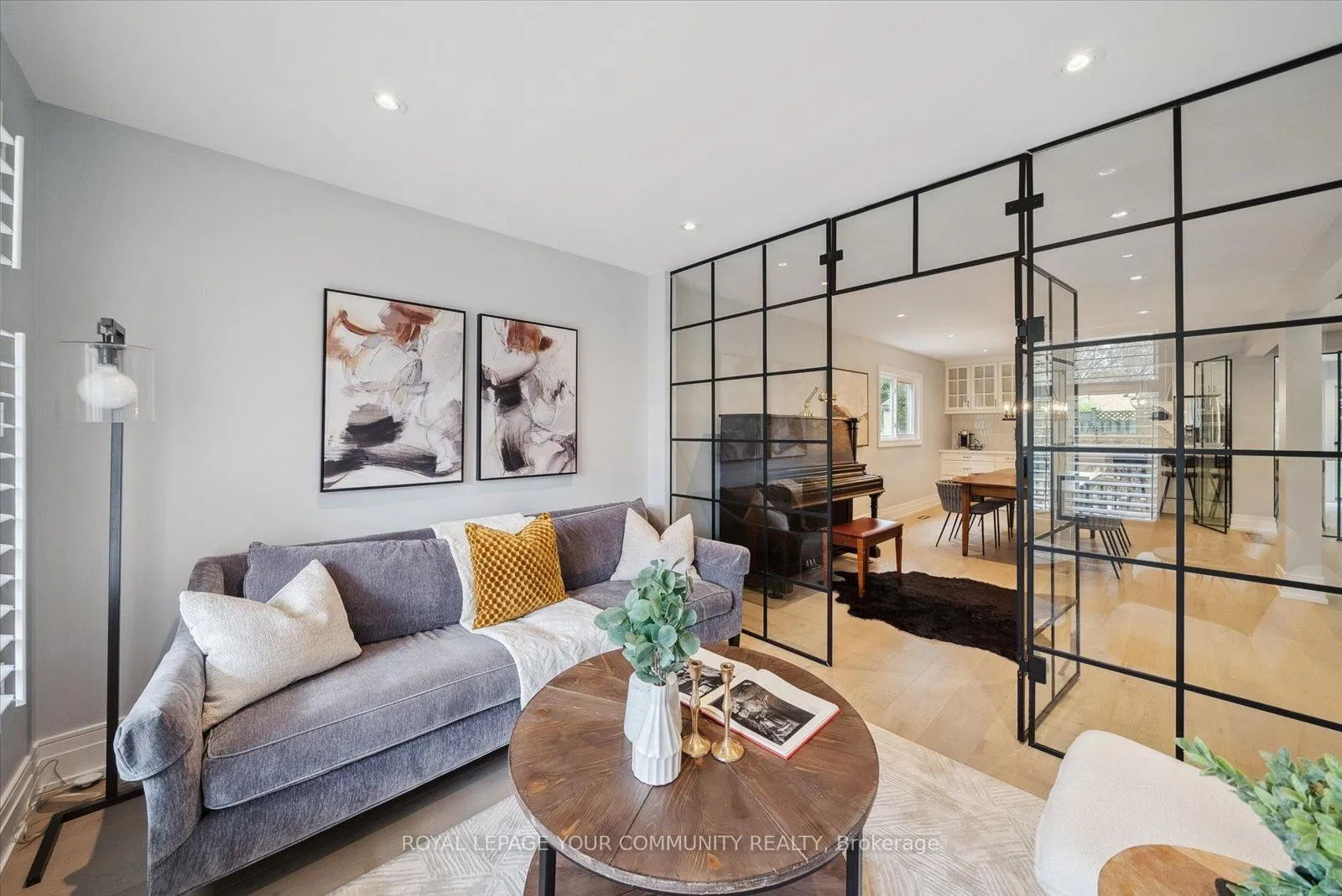 Photo 13 of 179 Valleyway Crescent, Vaughan, Maple — HOMEH