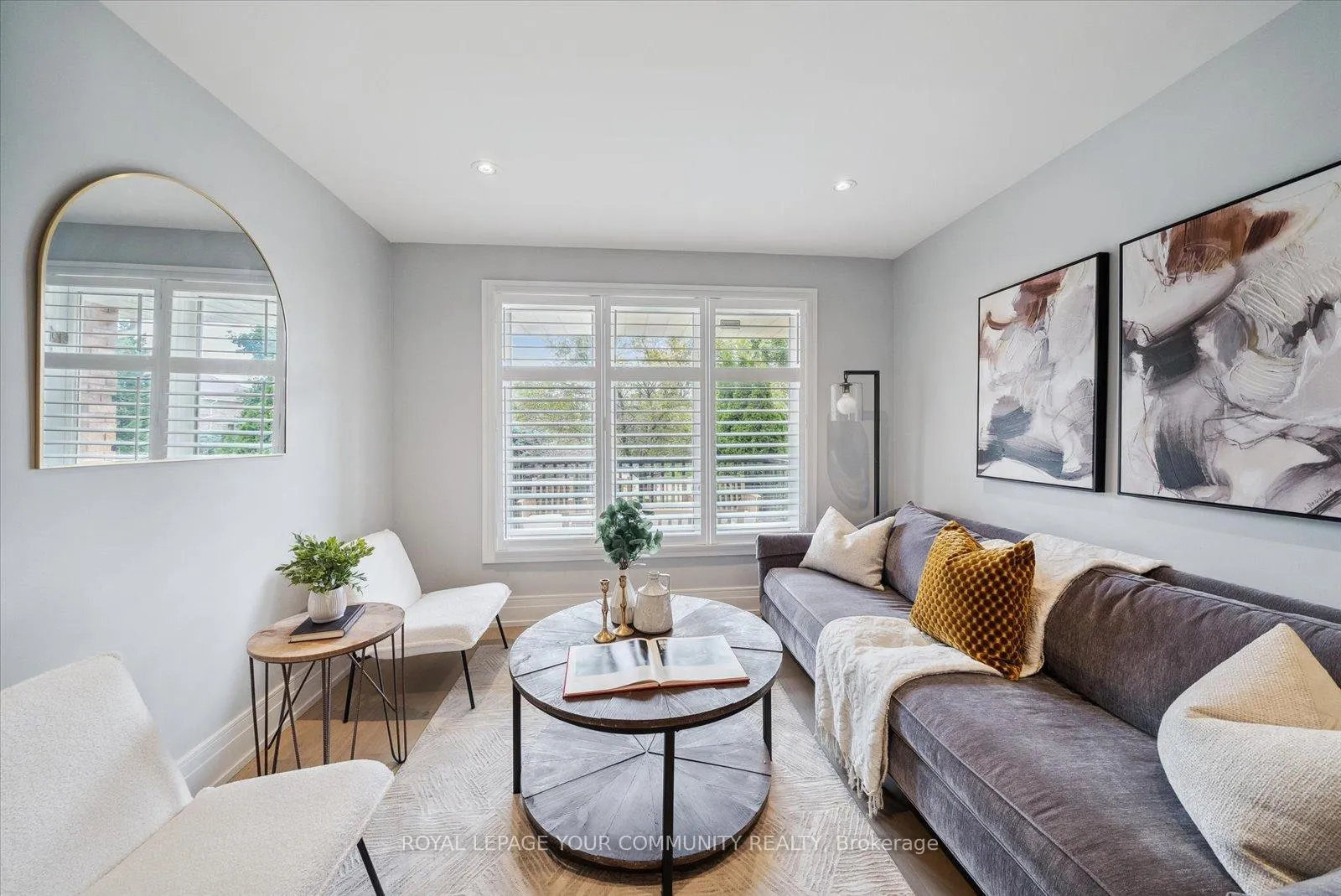 Photo 15 of 179 Valleyway Crescent, Vaughan, Maple — HOMEH
