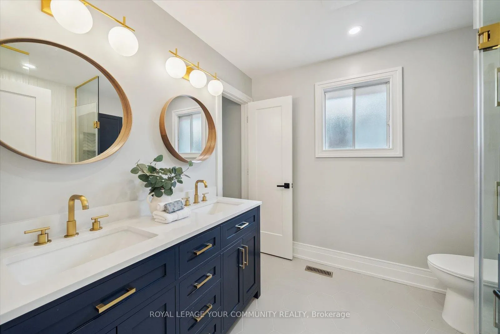 Photo 29 of 179 Valleyway Crescent, Vaughan, Maple — HOMEH