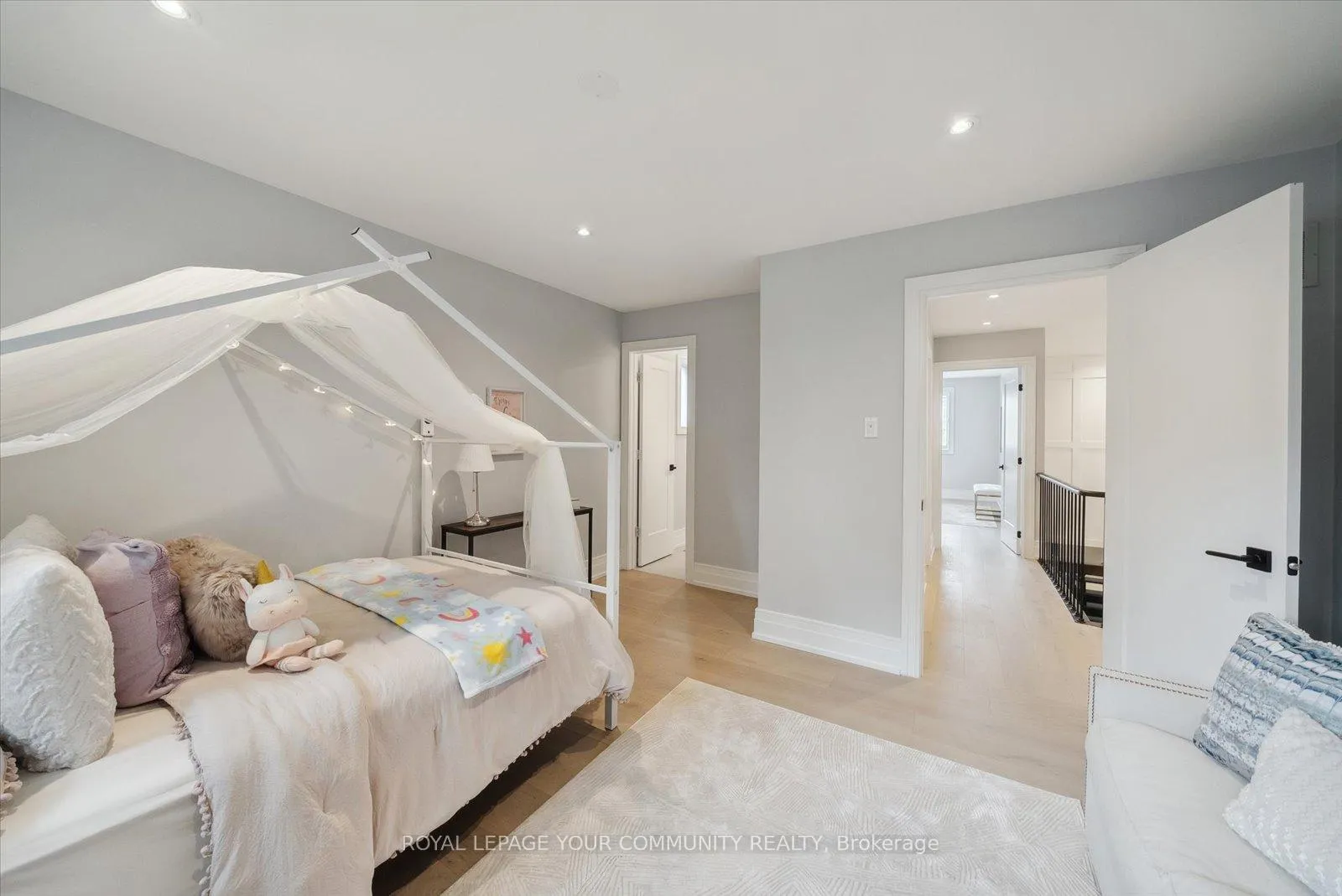 Photo 31 of 179 Valleyway Crescent, Vaughan, Maple — HOMEH