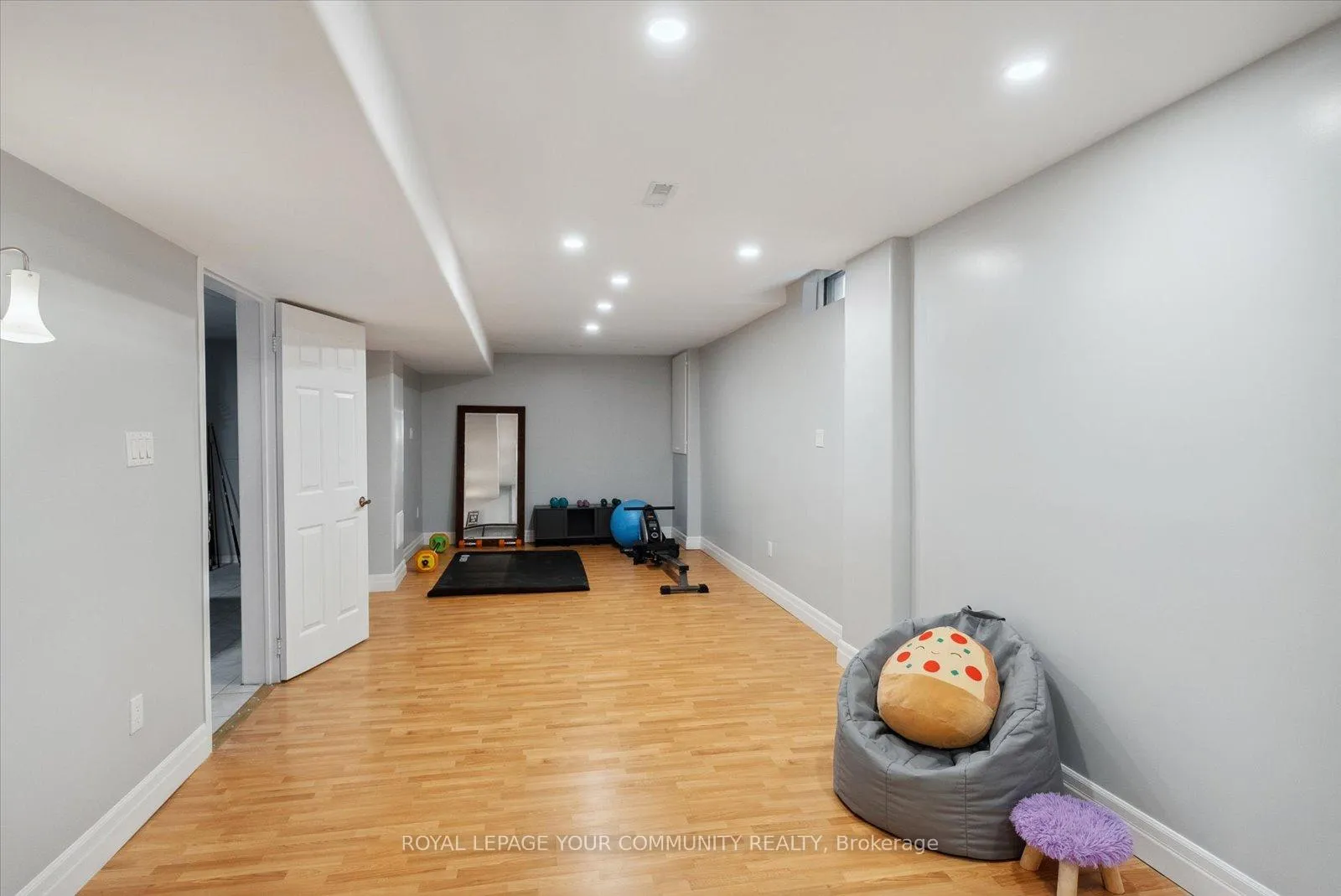 Photo 36 of 179 Valleyway Crescent, Vaughan, Maple — HOMEH