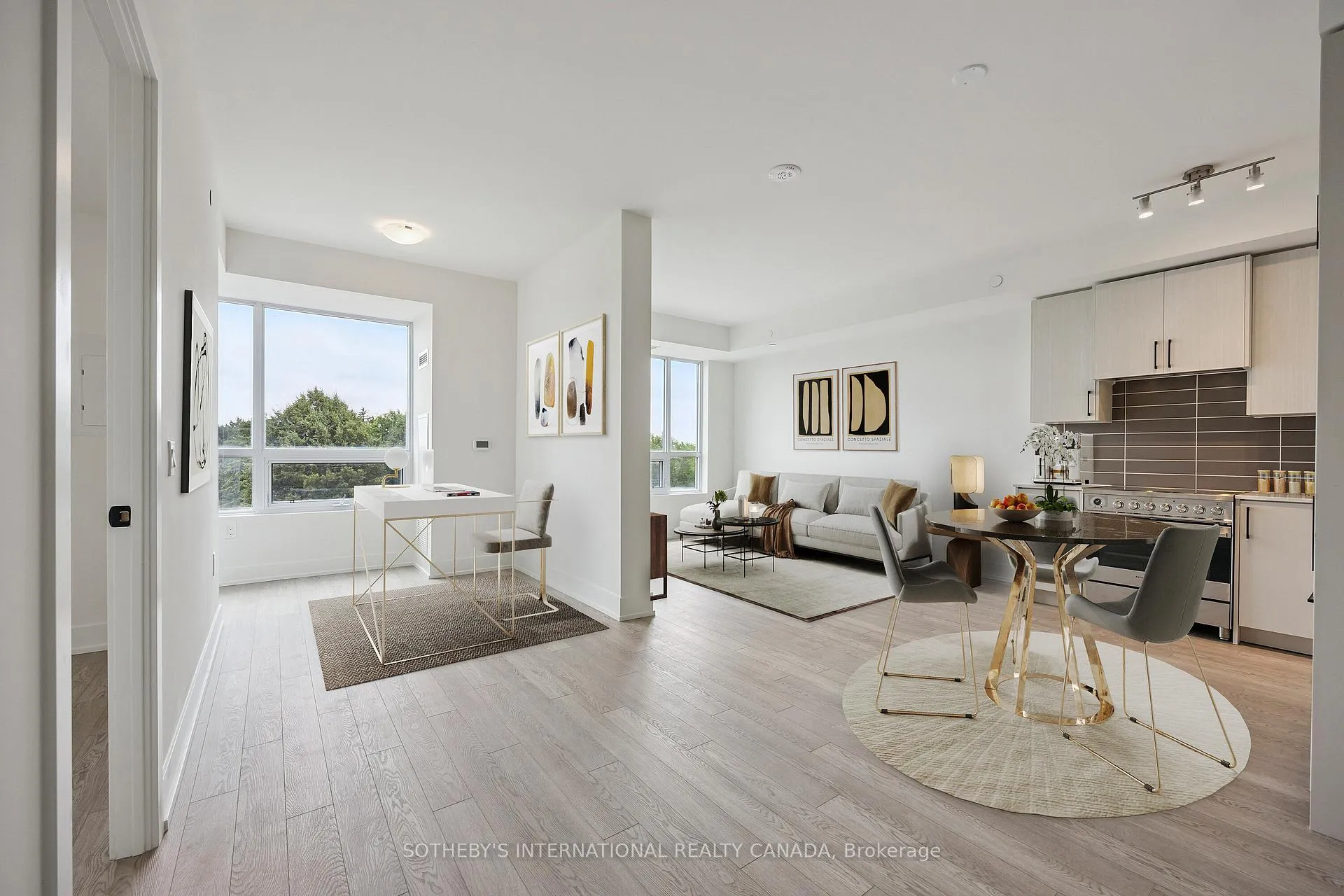 Photo 8 of Unit 405, 2075 King Road, King, King City — HOMEH