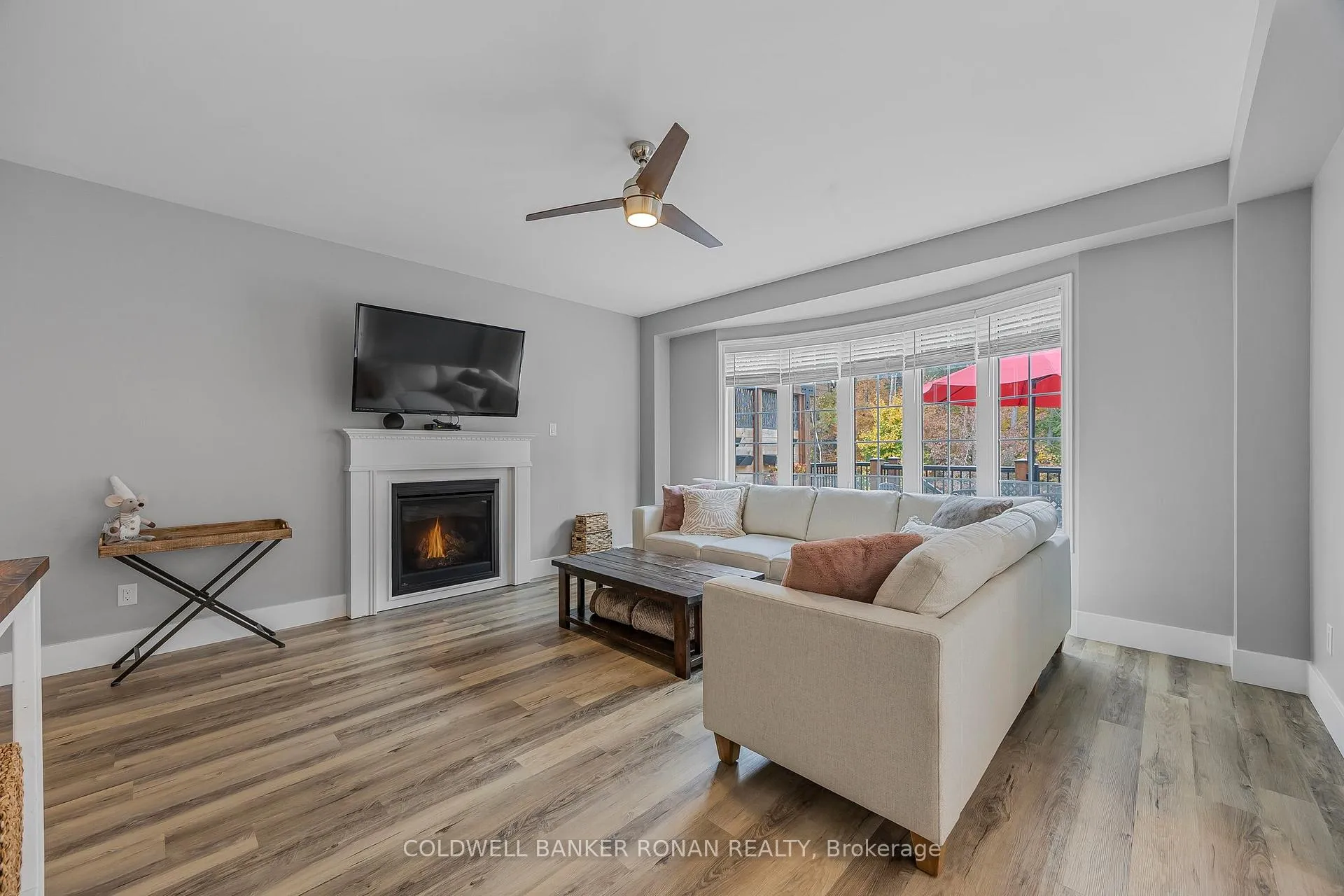 Photo 14 of 21 Moreau Way, Springwater, Centre Vespra — HOMEH