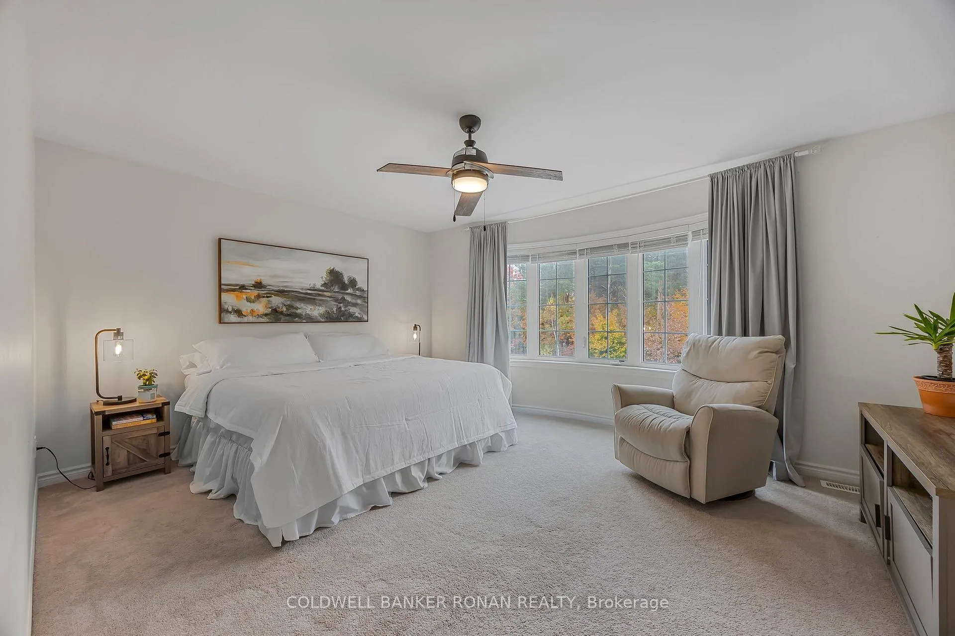 Photo 17 of 21 Moreau Way, Springwater, Centre Vespra — HOMEH
