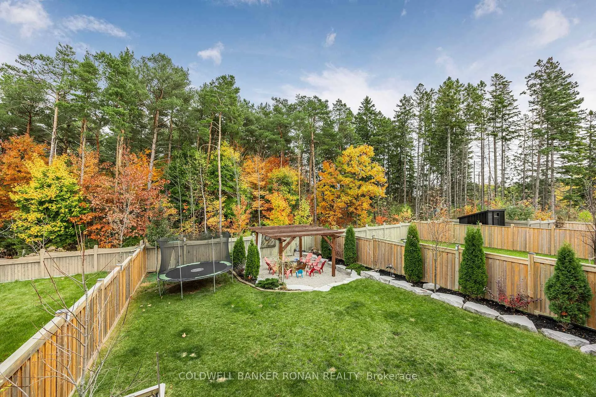 Photo 32 of 21 Moreau Way, Springwater, Centre Vespra — HOMEH