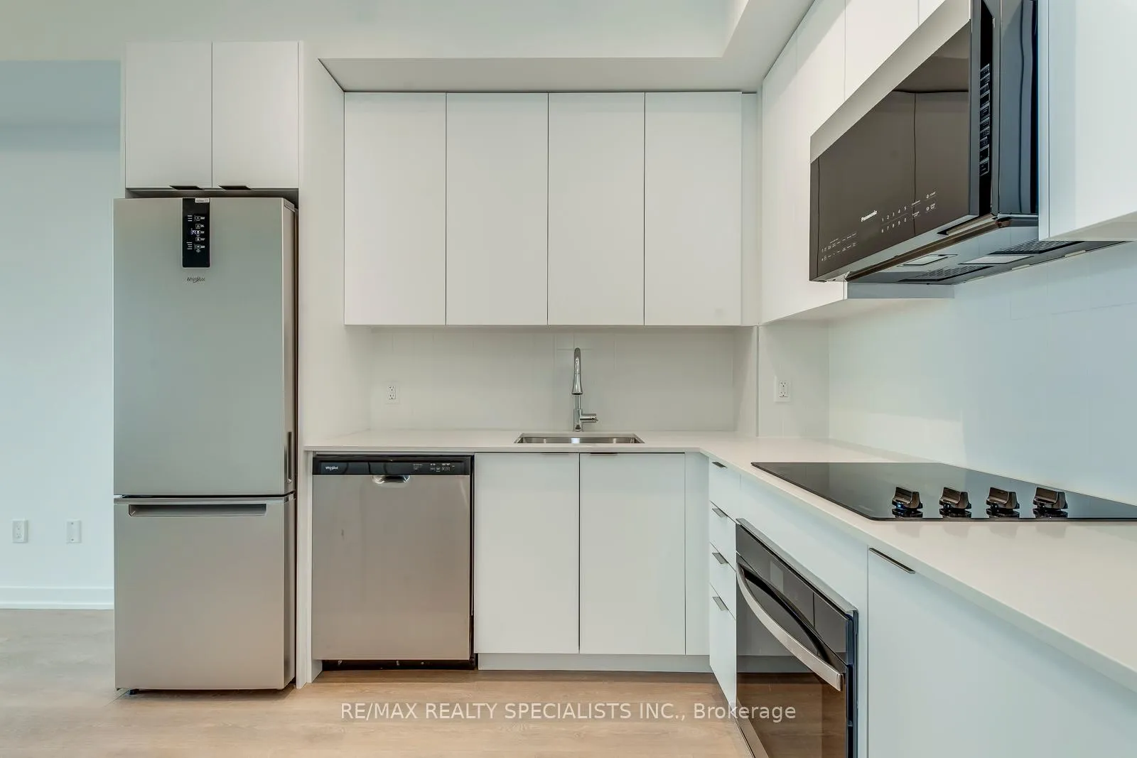 Photo 10 of Unit 921, 10 Abeja Street, Vaughan, Concord — HOMEH