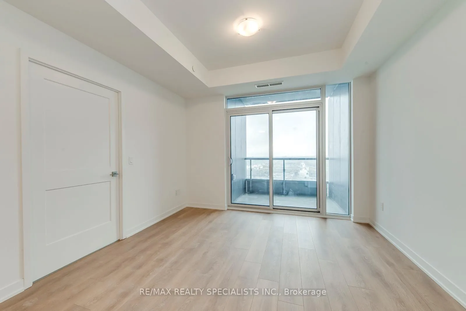 Photo 14 of Unit 921, 10 Abeja Street, Vaughan, Concord — HOMEH