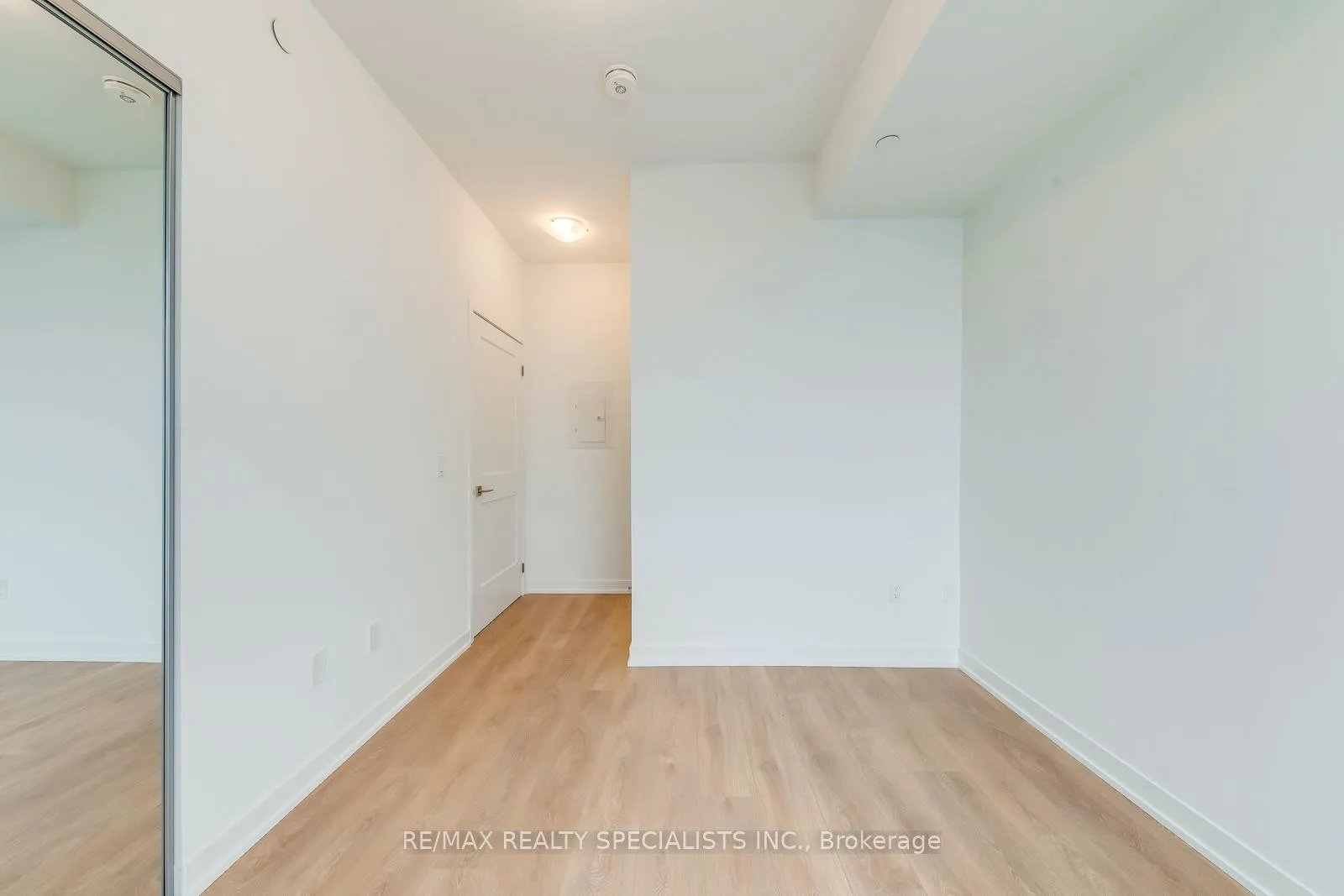 Photo 20 of Unit 921, 10 Abeja Street, Vaughan, Concord — HOMEH